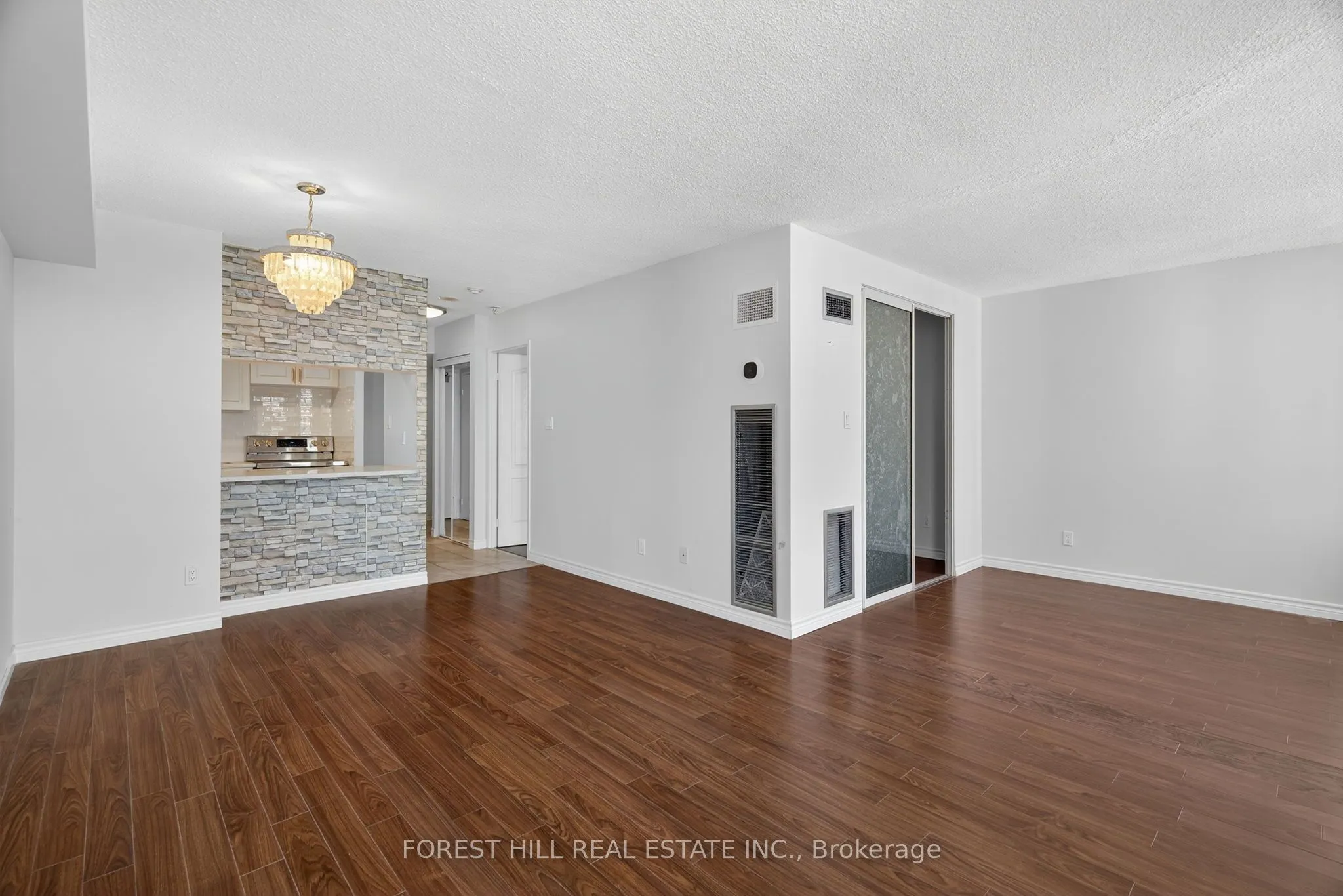 633 Bay Street, #2322
