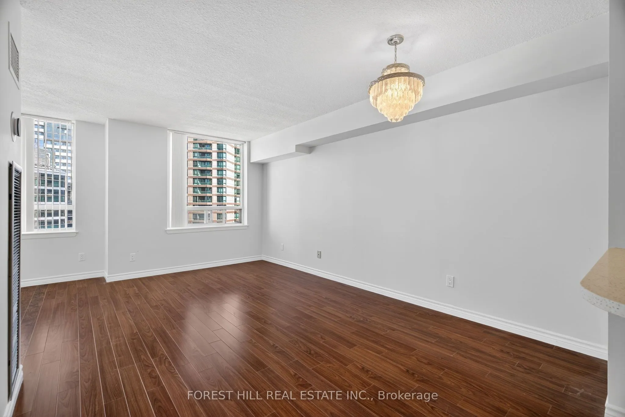 633 Bay Street, #2322