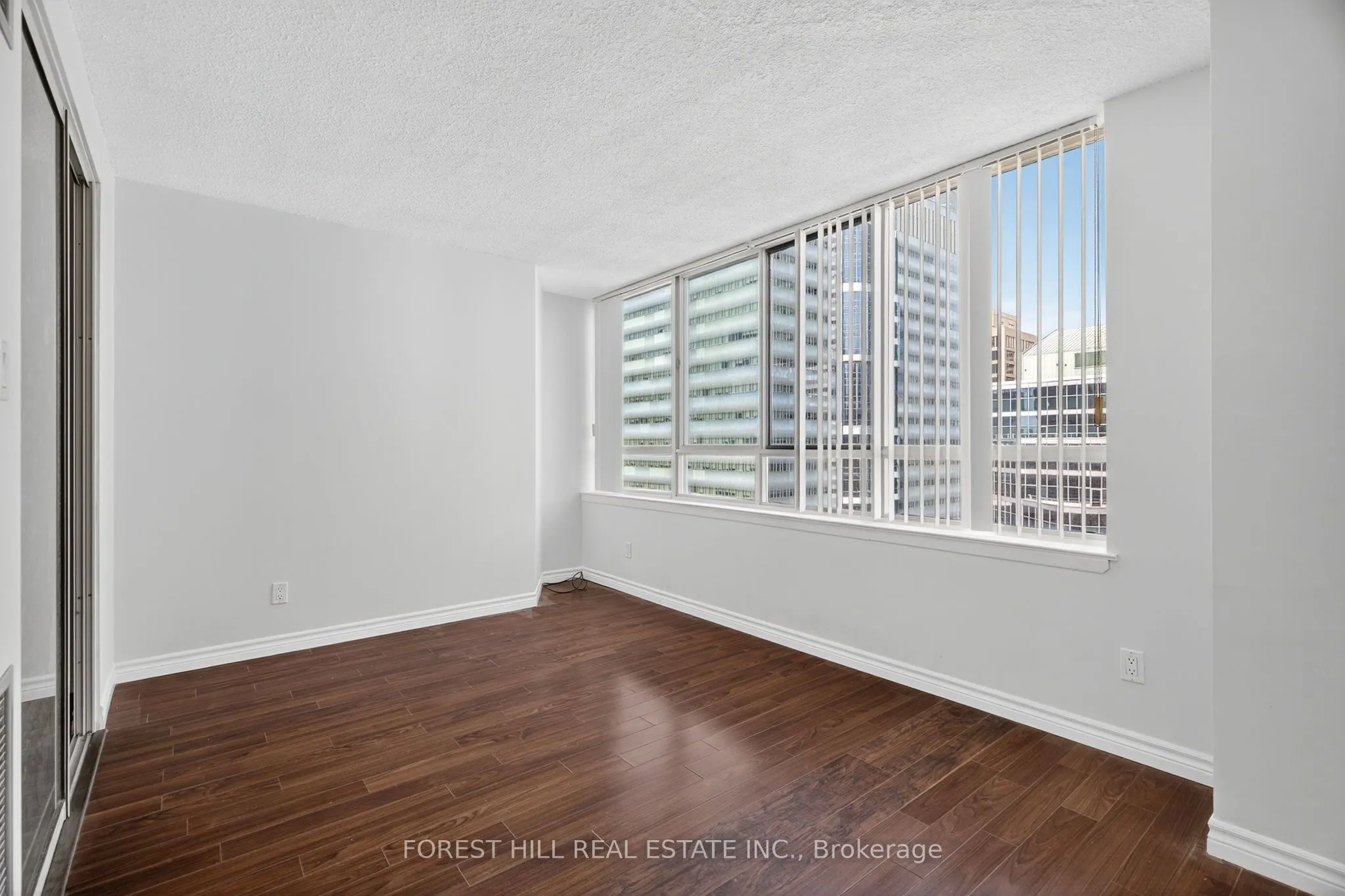 633 Bay Street, #2322