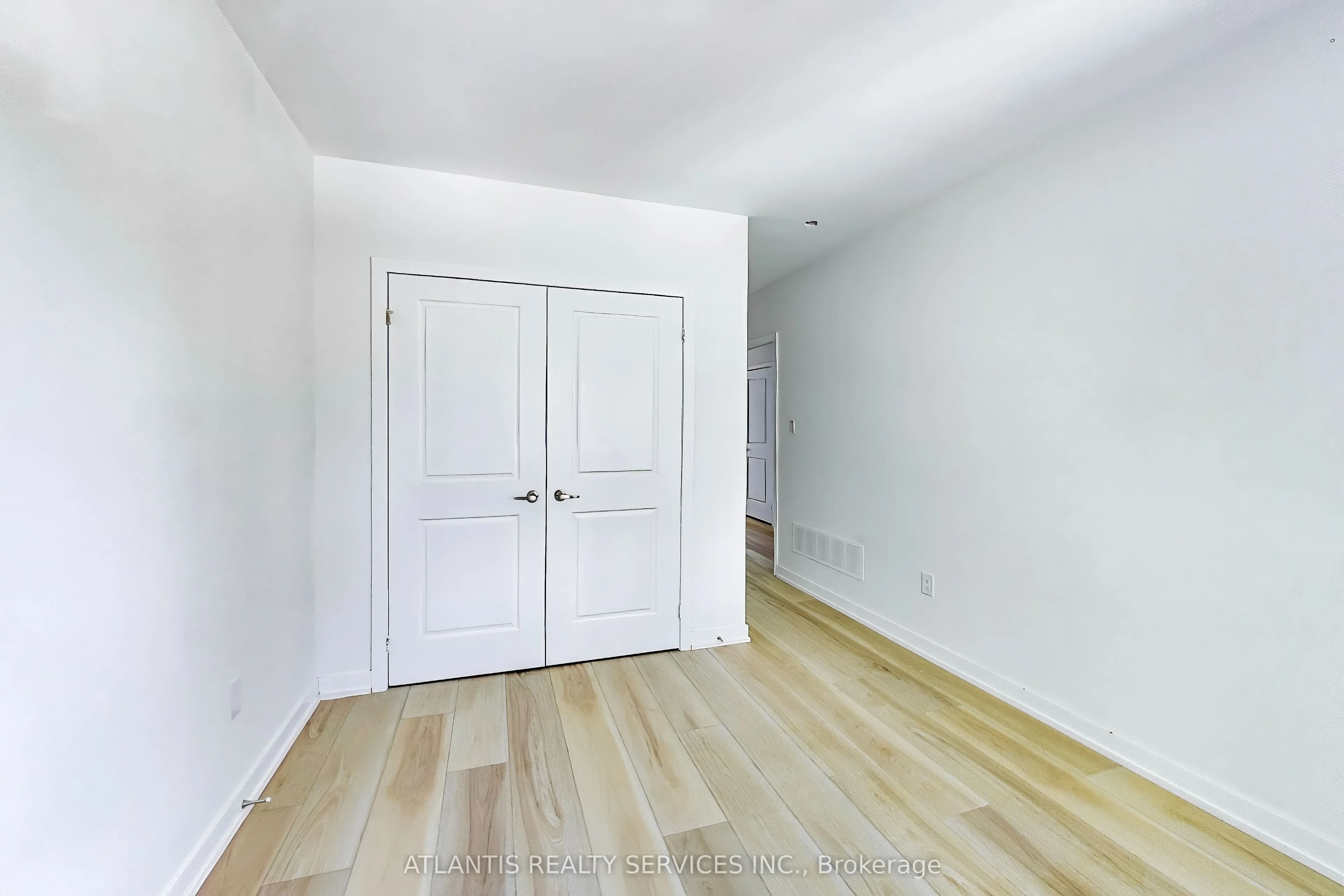 681 Dovercourt Road, #2
