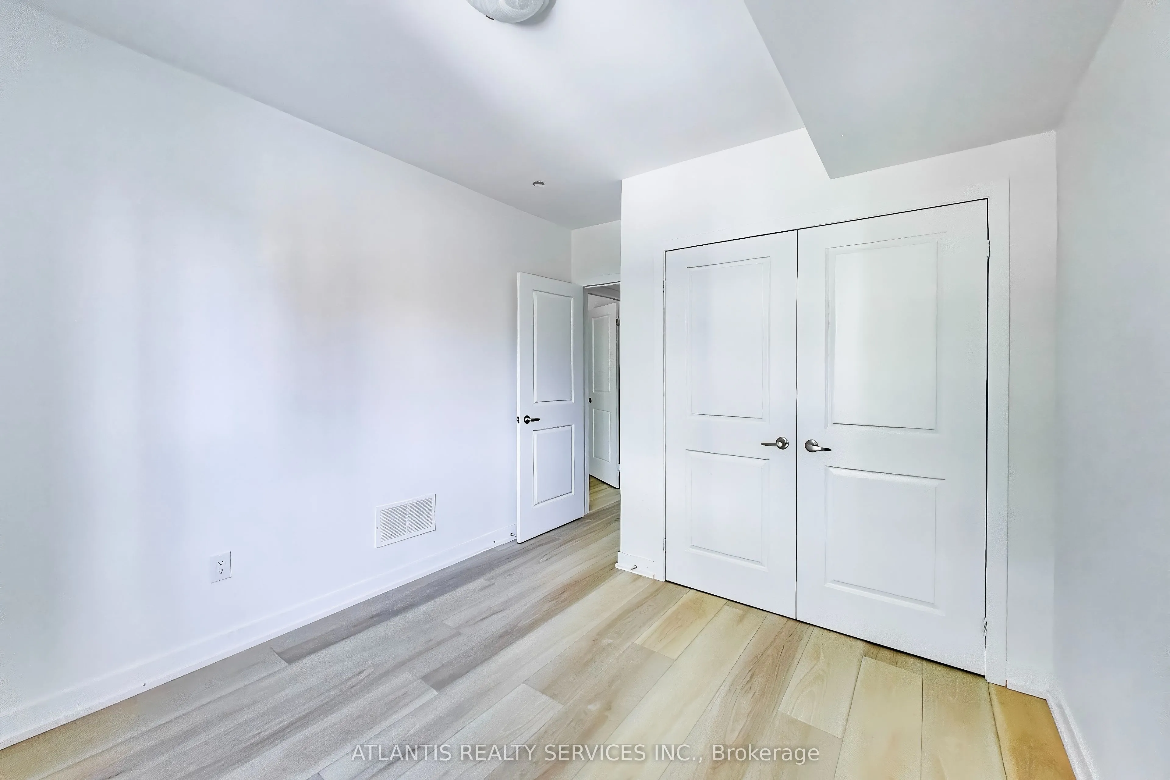 681 Dovercourt Road, #2