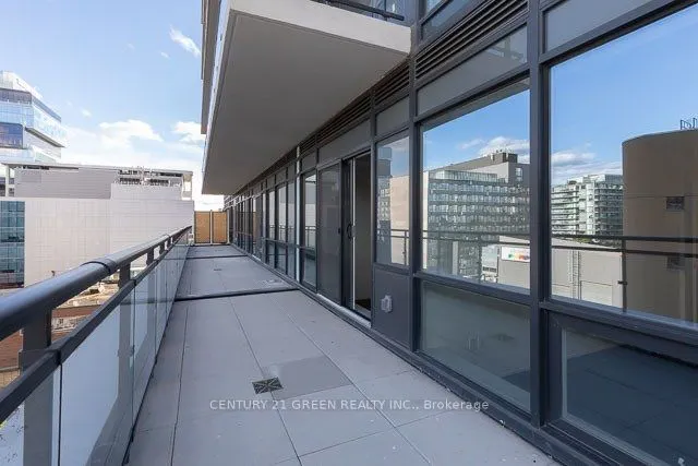 460 Adelaide Street E, #933