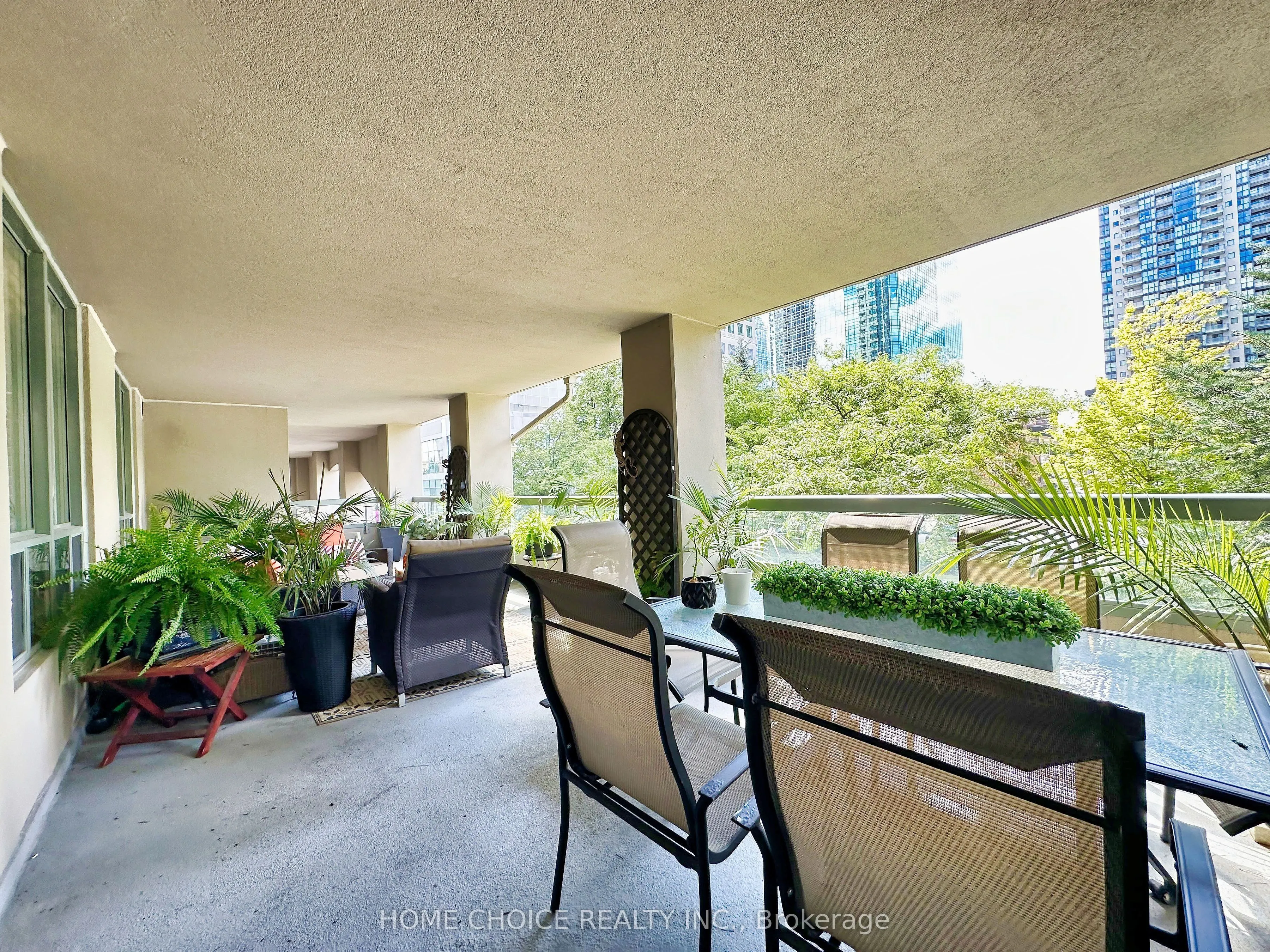 28 Empress Avenue, #215