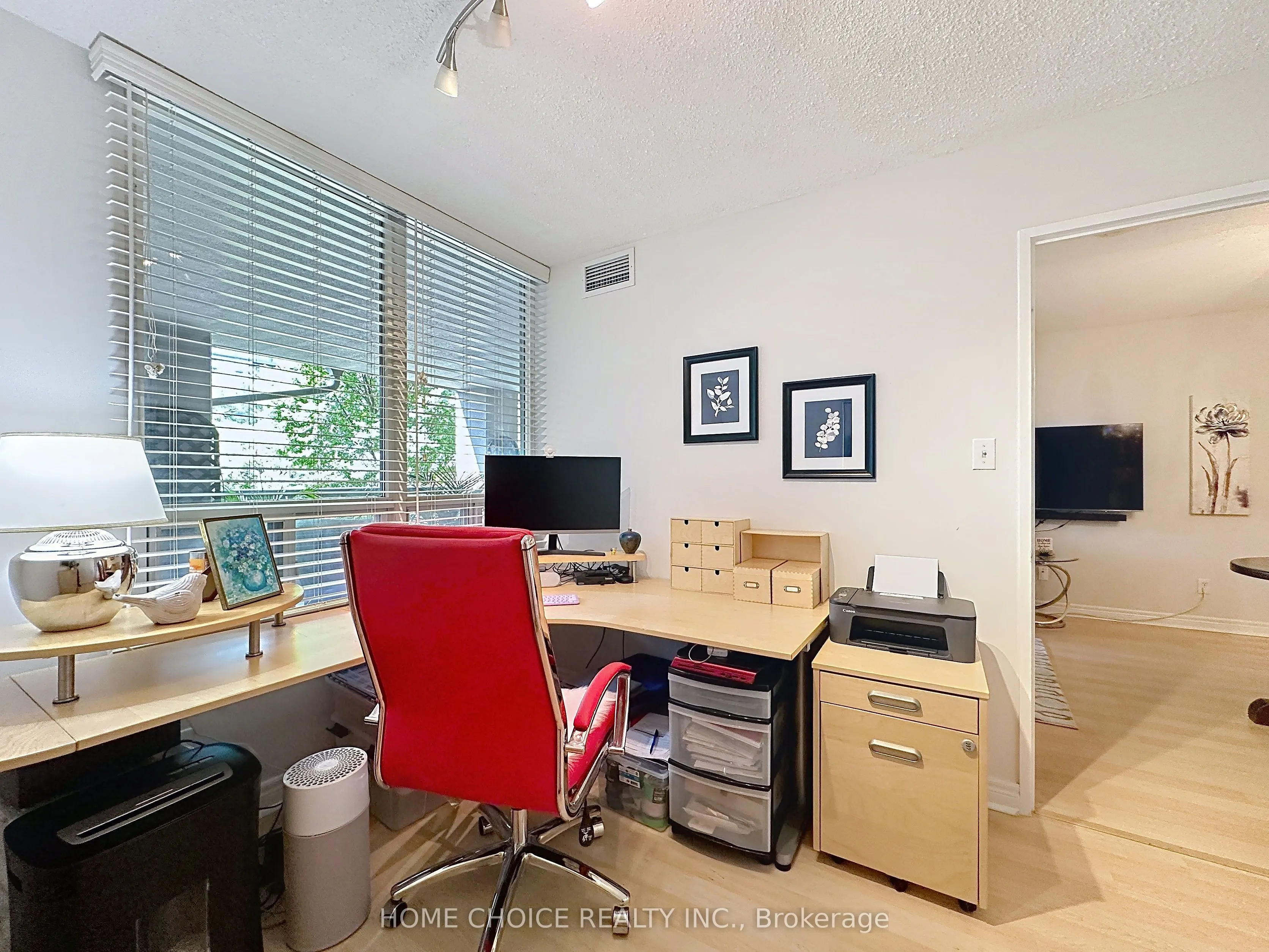 28 Empress Avenue, #215