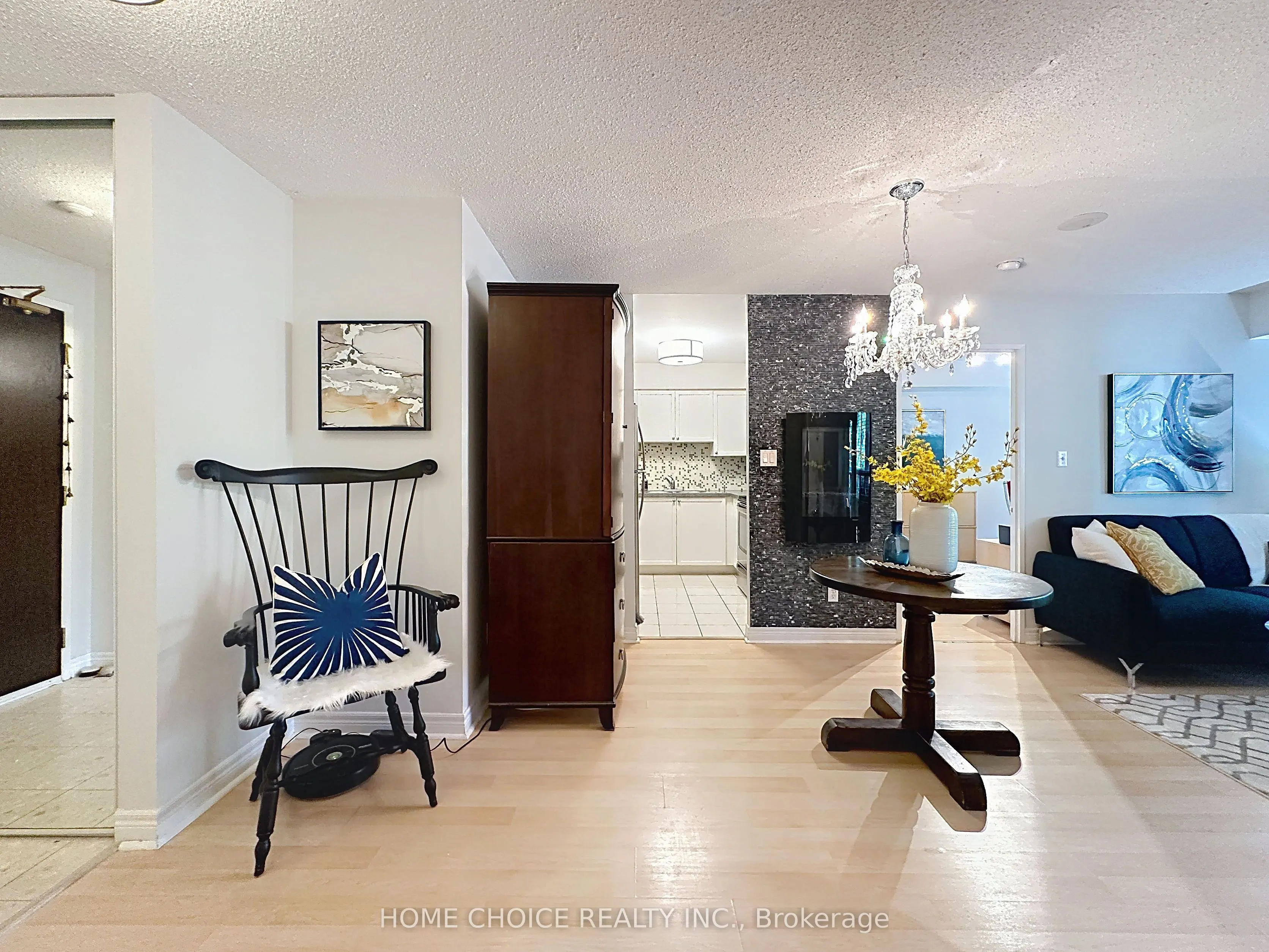 28 Empress Avenue, #215