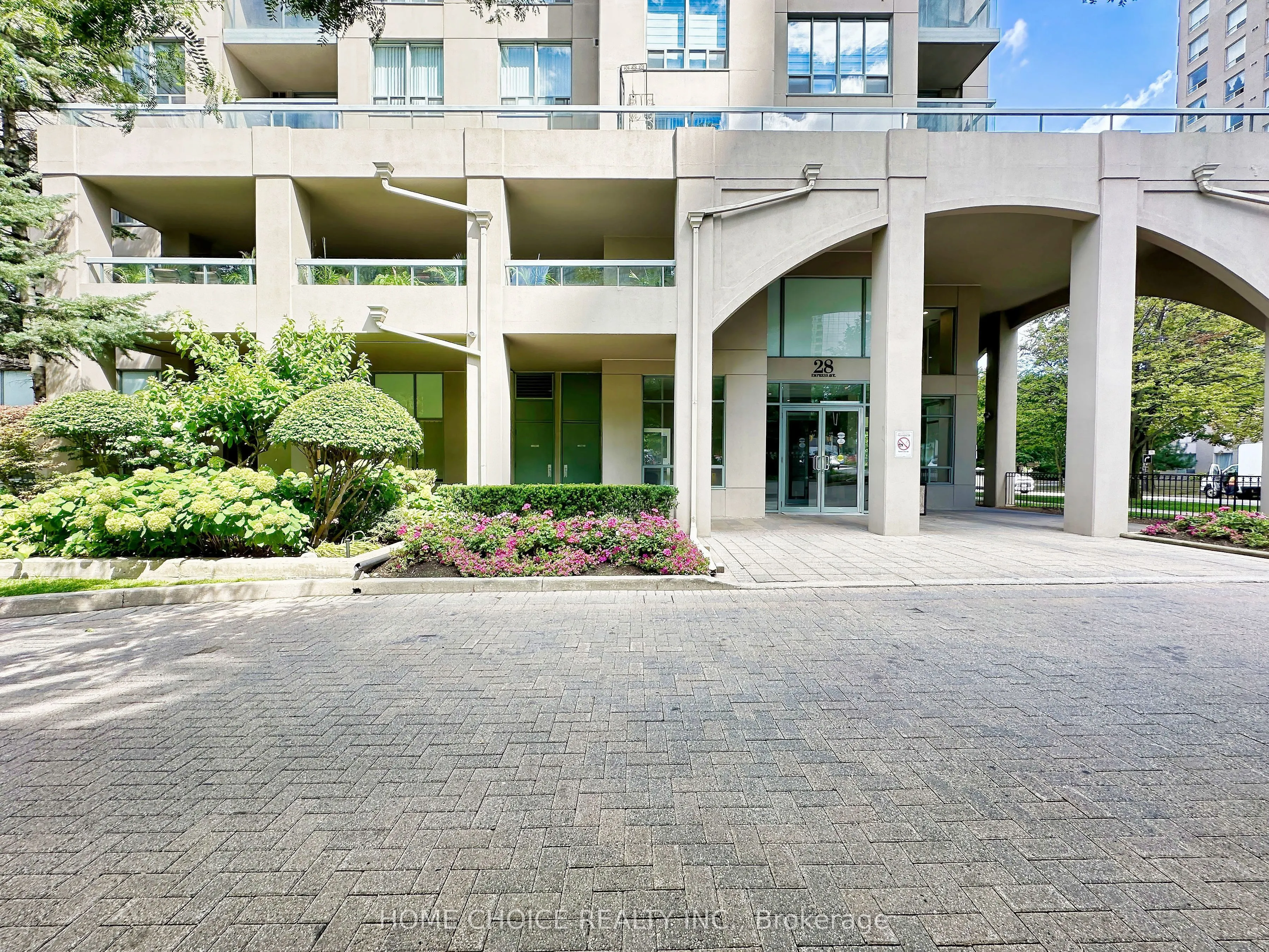 28 Empress Avenue, #215