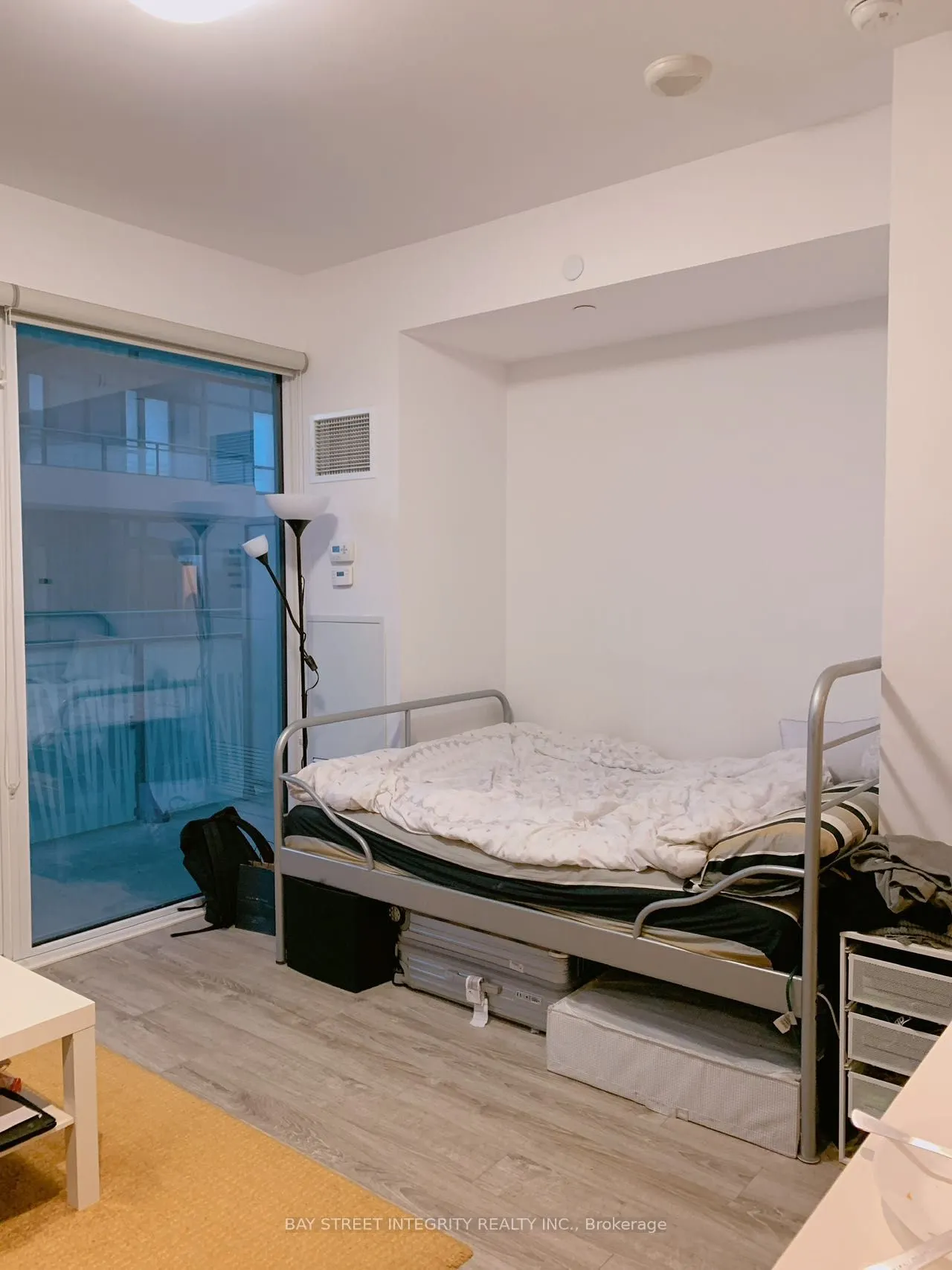42 Charles Street E, #1806