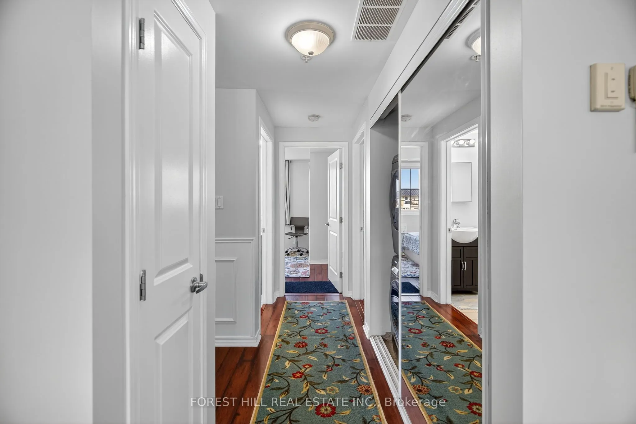 1785 Eglinton Avenue E, #305