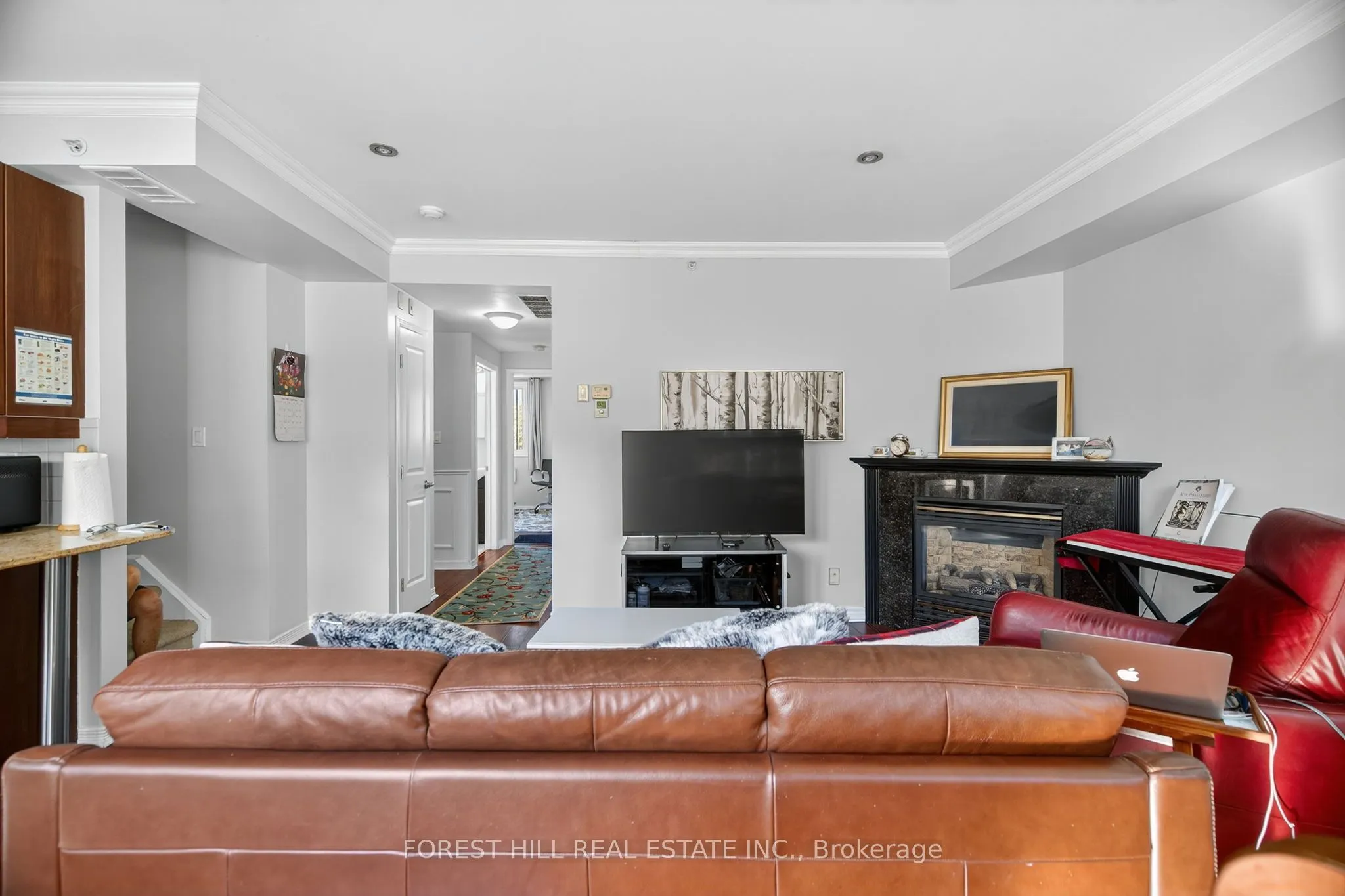1785 Eglinton Avenue E, #305