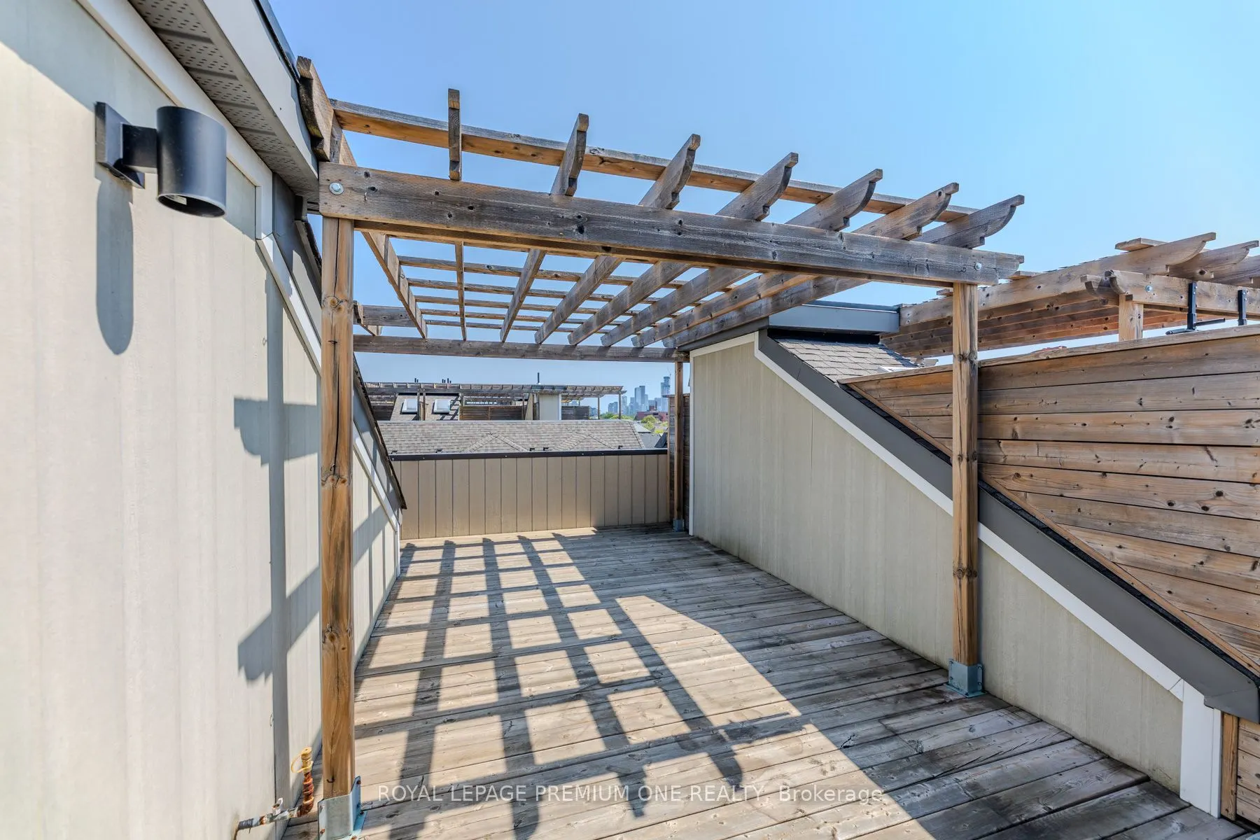 1145 Ossington Avenue N, #8