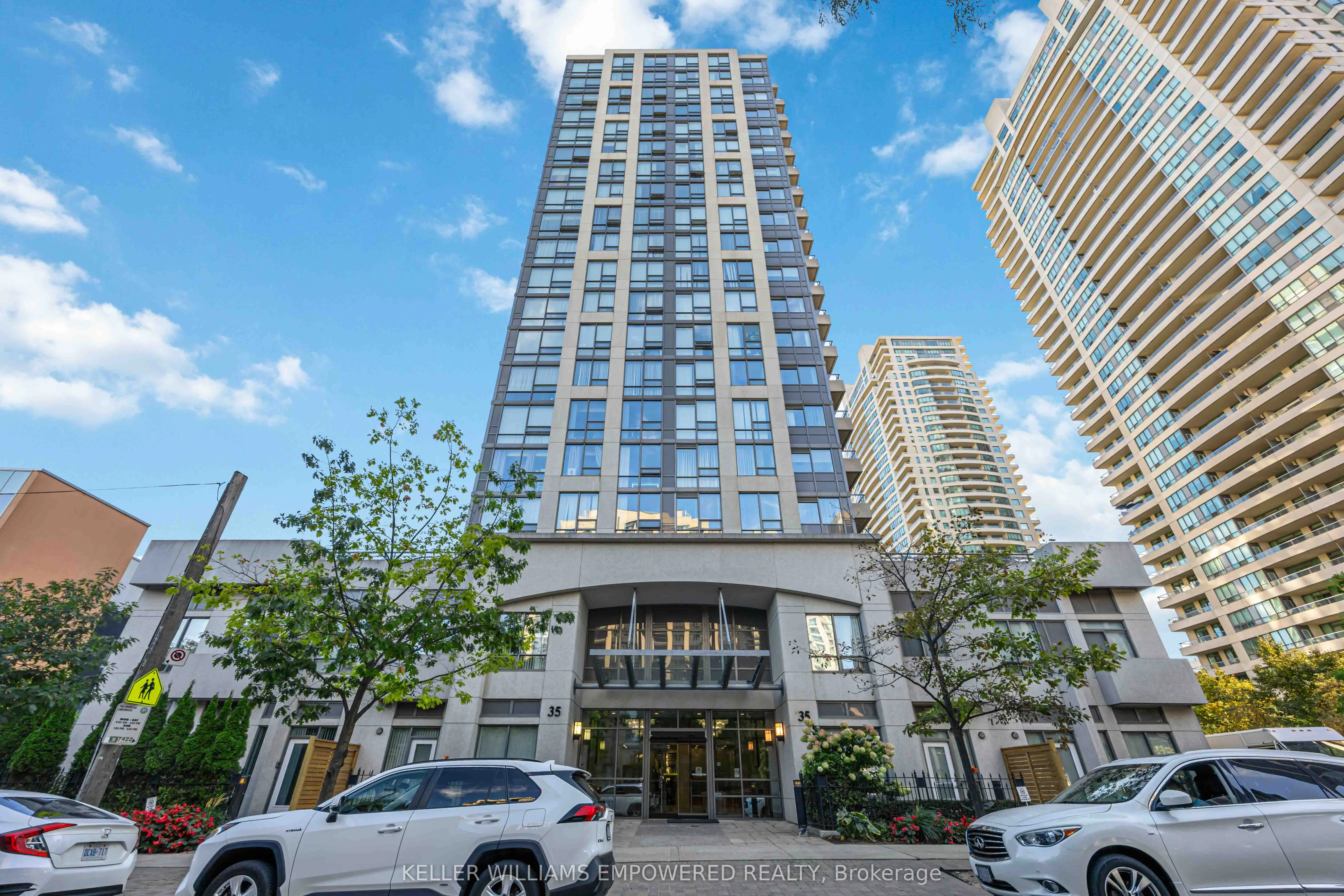 35 Hollywood Avenue, #1123