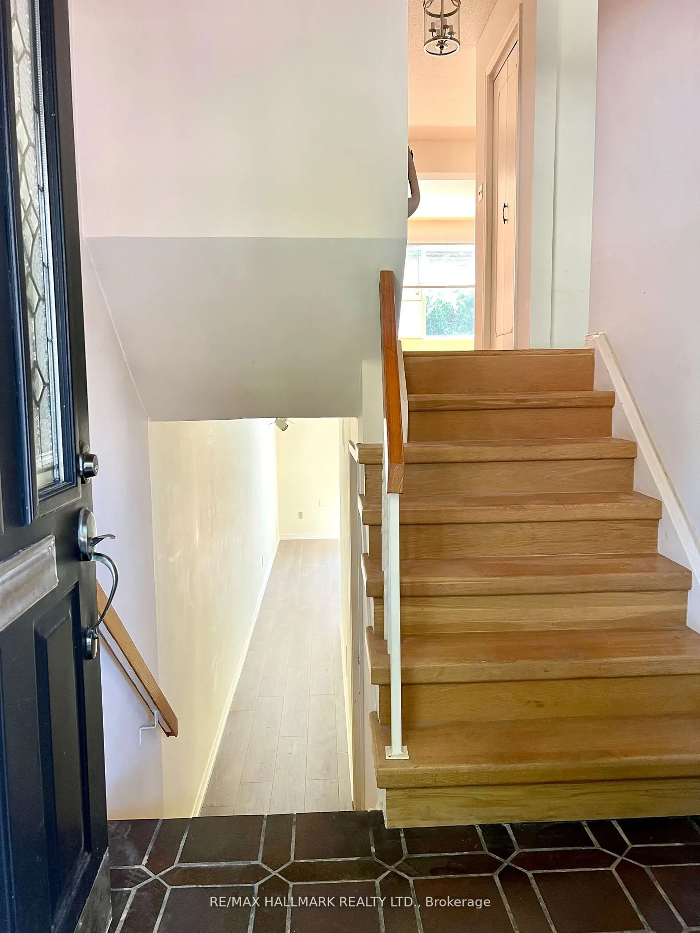 1 Red Maple Court, #33