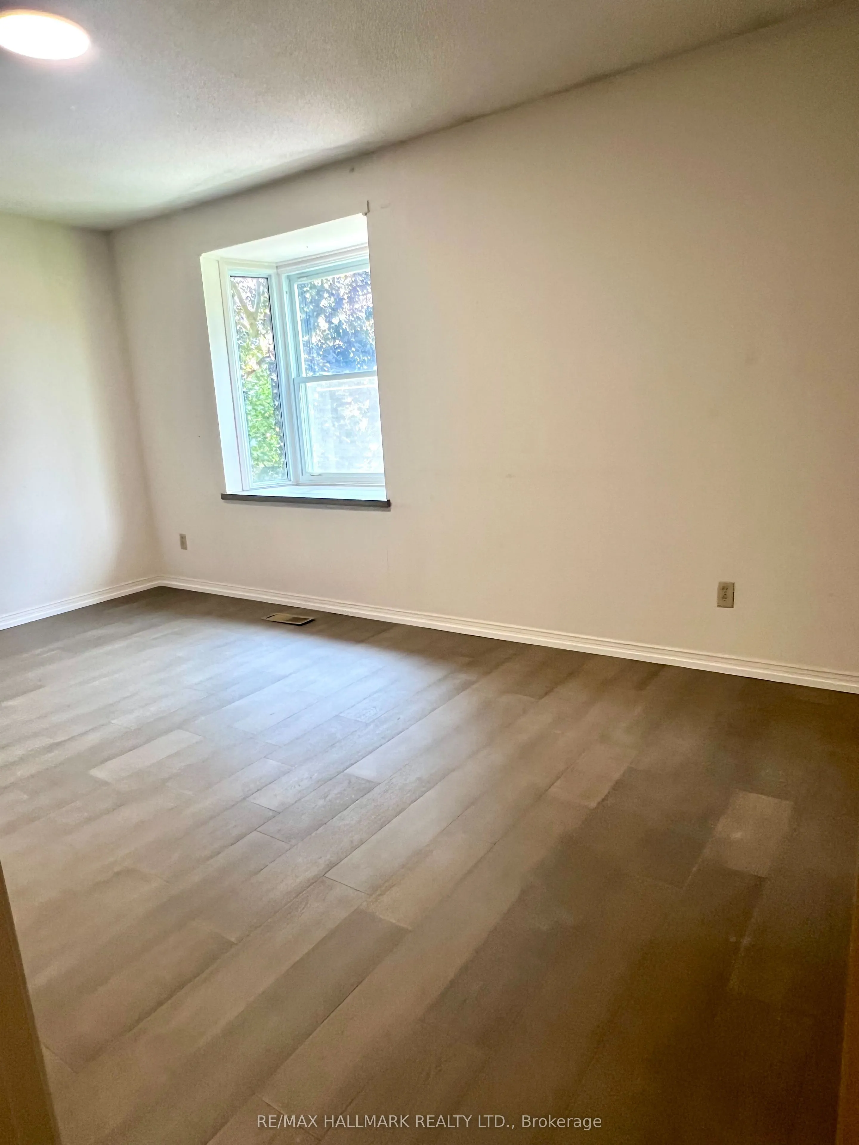 1 Red Maple Court, #33