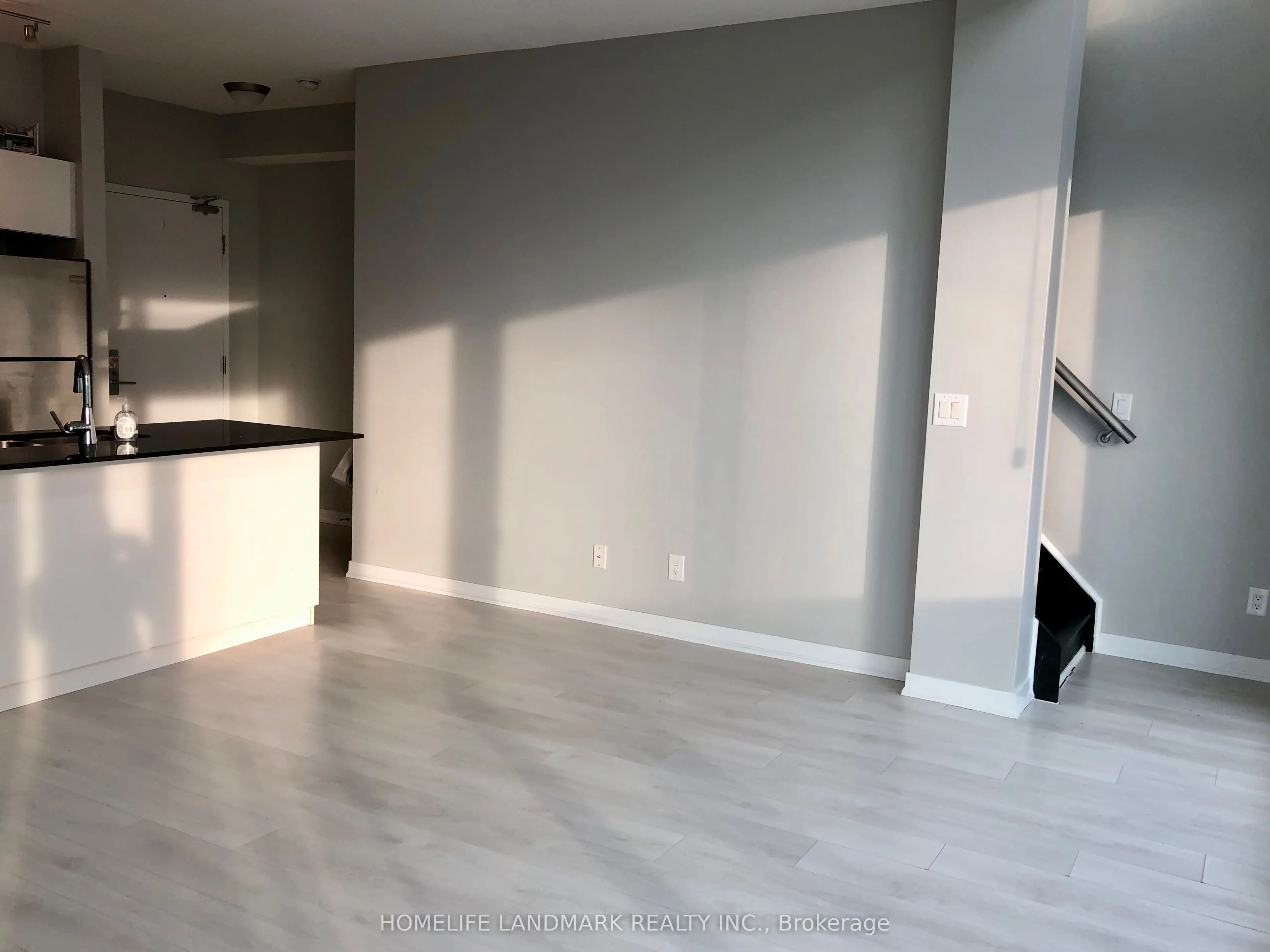 150 East Liberty Street, #1812
