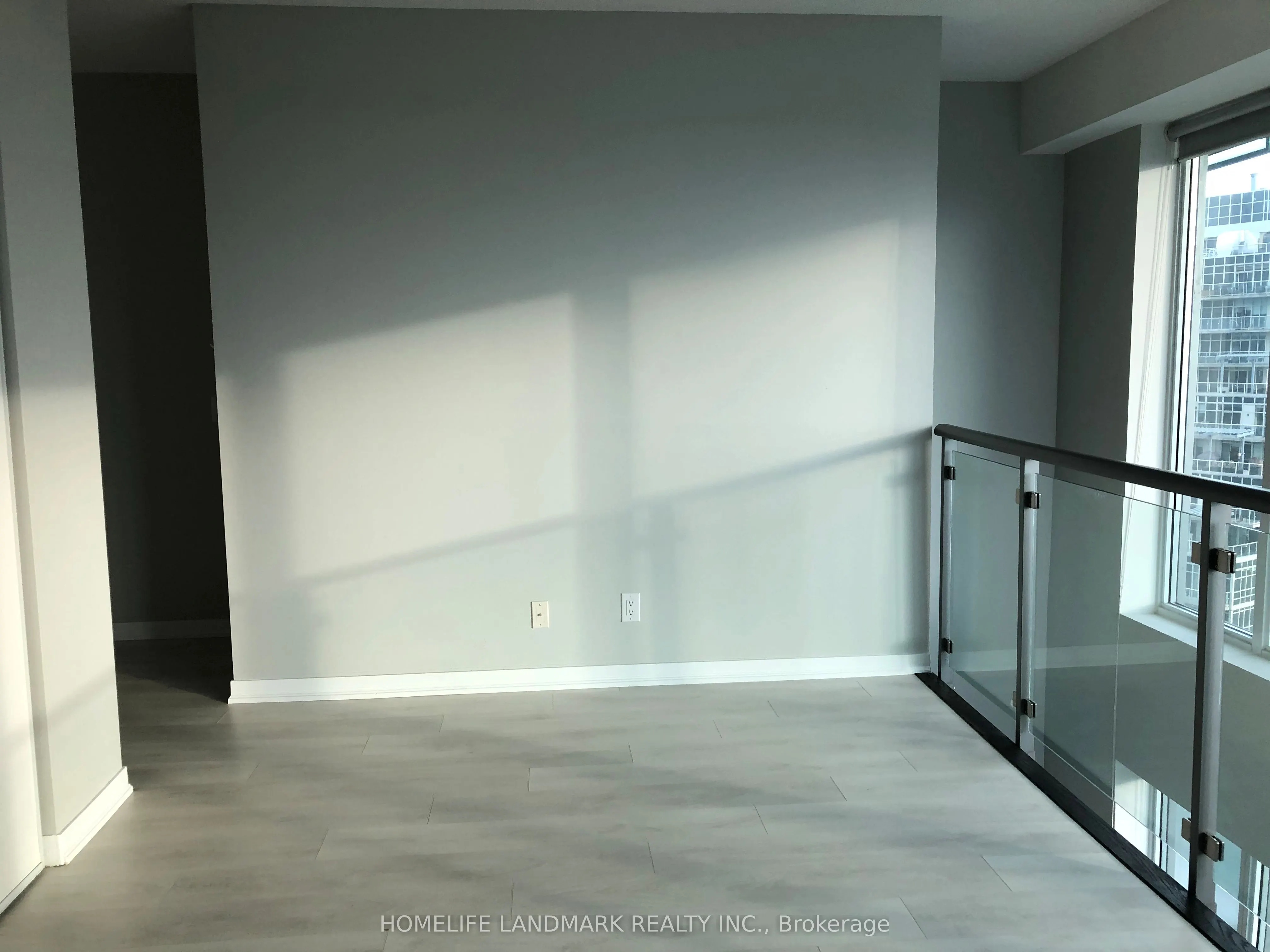150 East Liberty Street, #1812