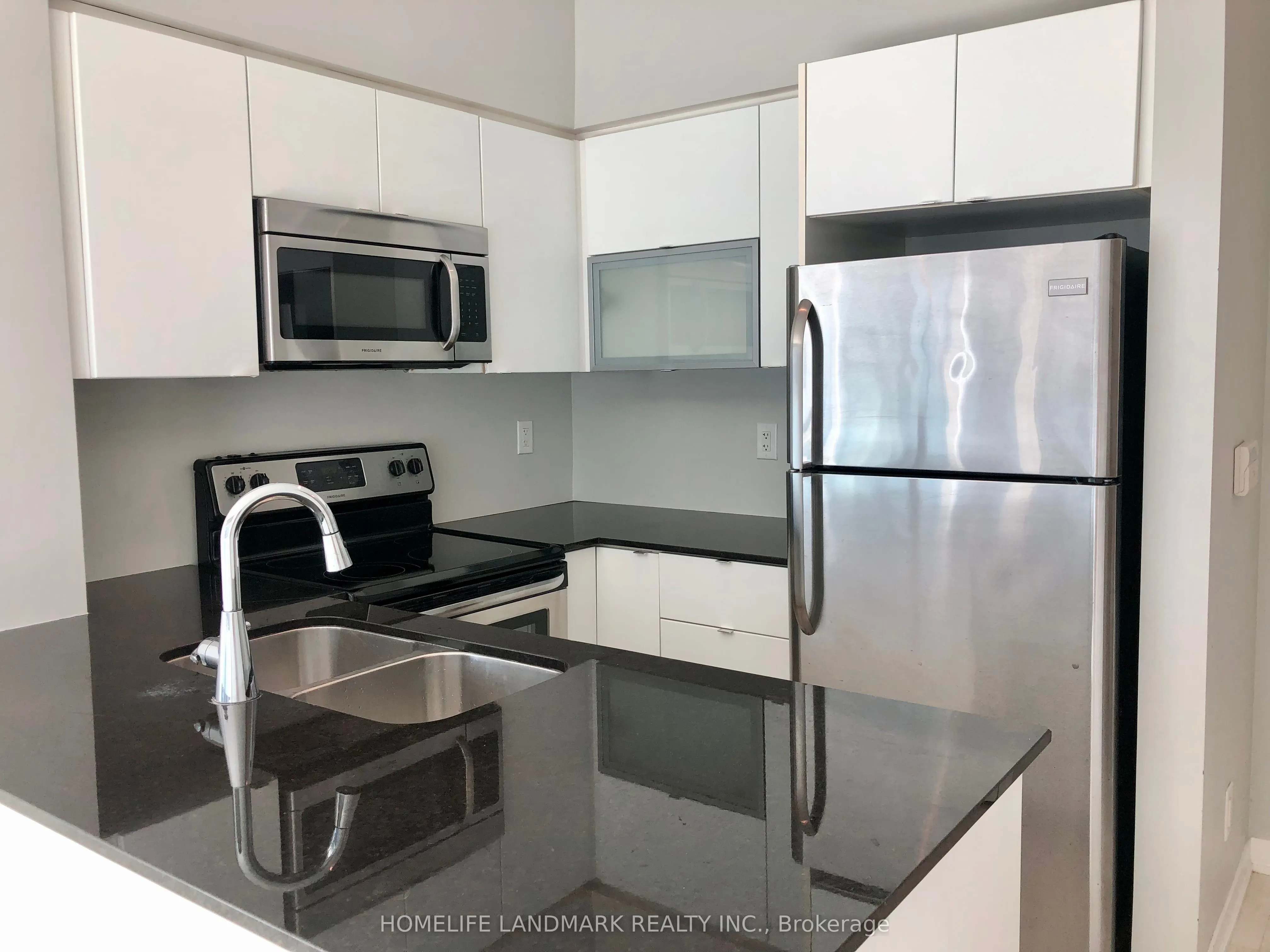 150 East Liberty Street, #1812