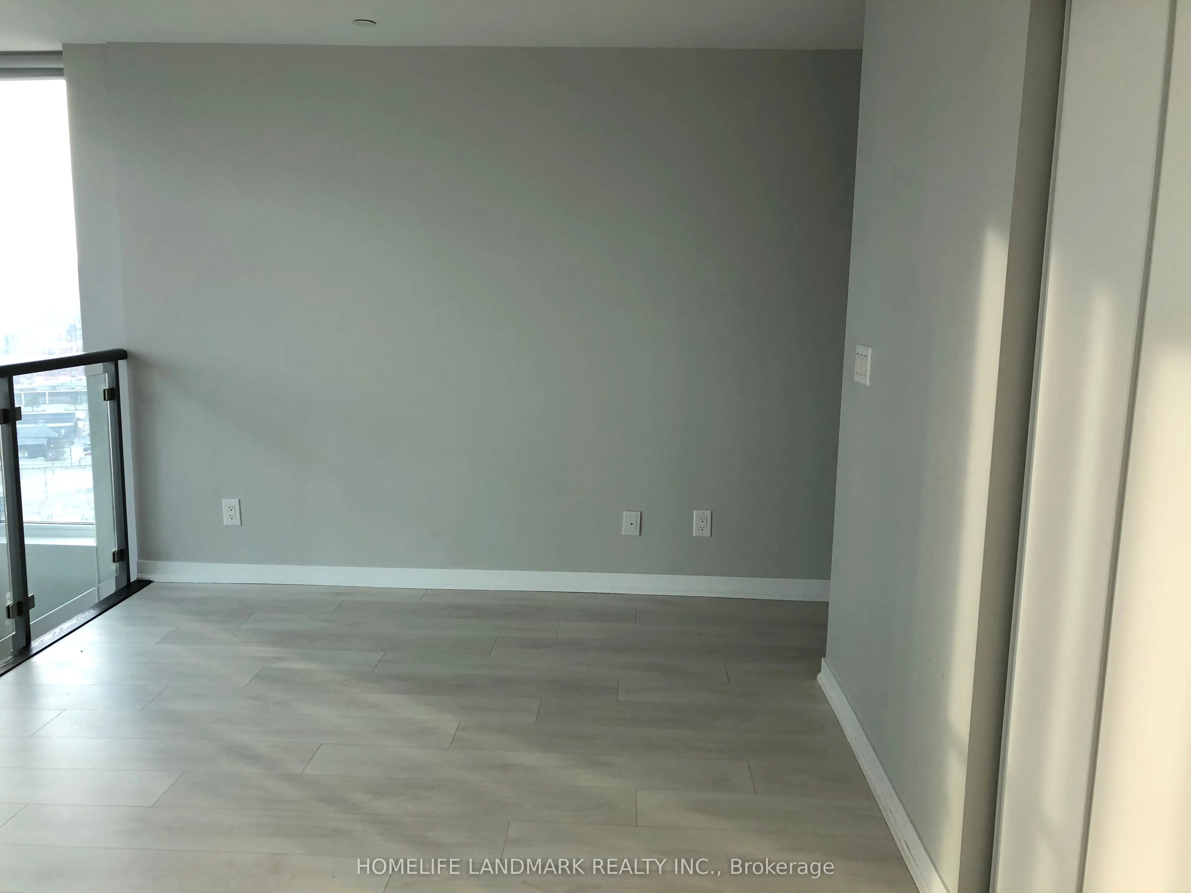 150 East Liberty Street, #1812