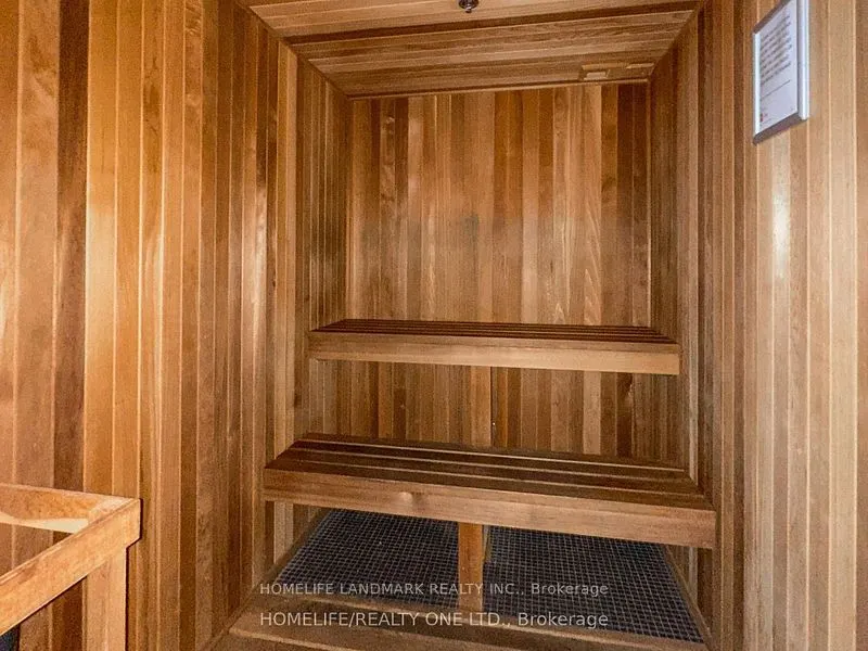 150 East Liberty Street, #1812