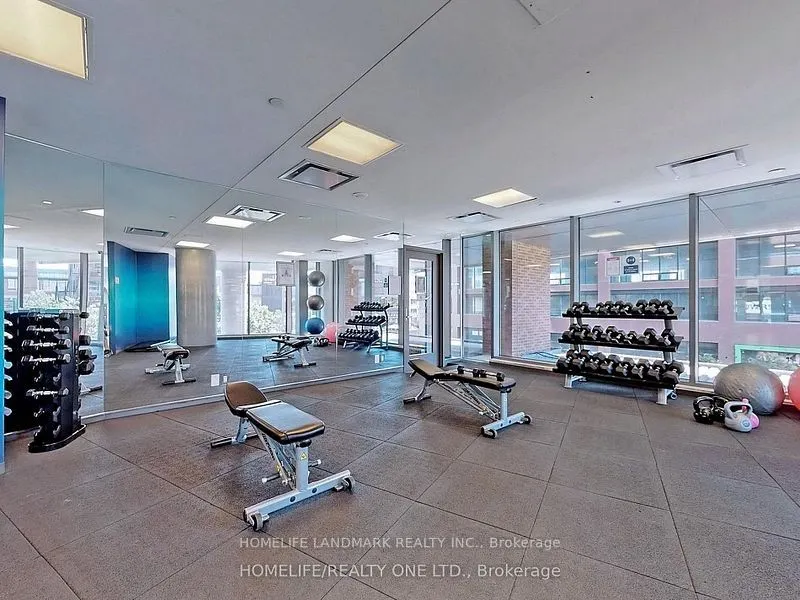 150 East Liberty Street, #1812