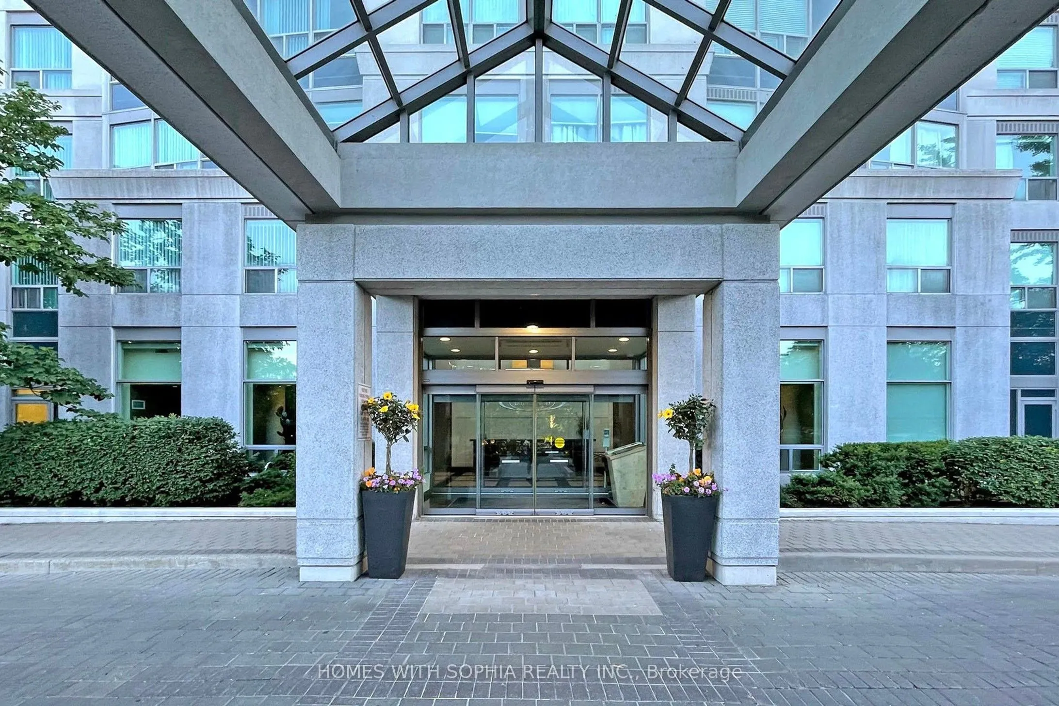 188 Doris Avenue, #1709