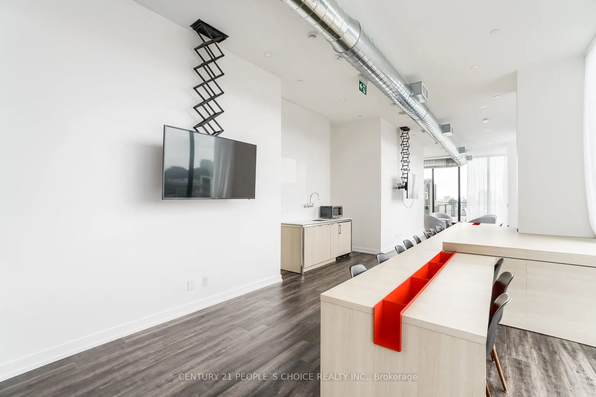 135 East Liberty Street, #2410
