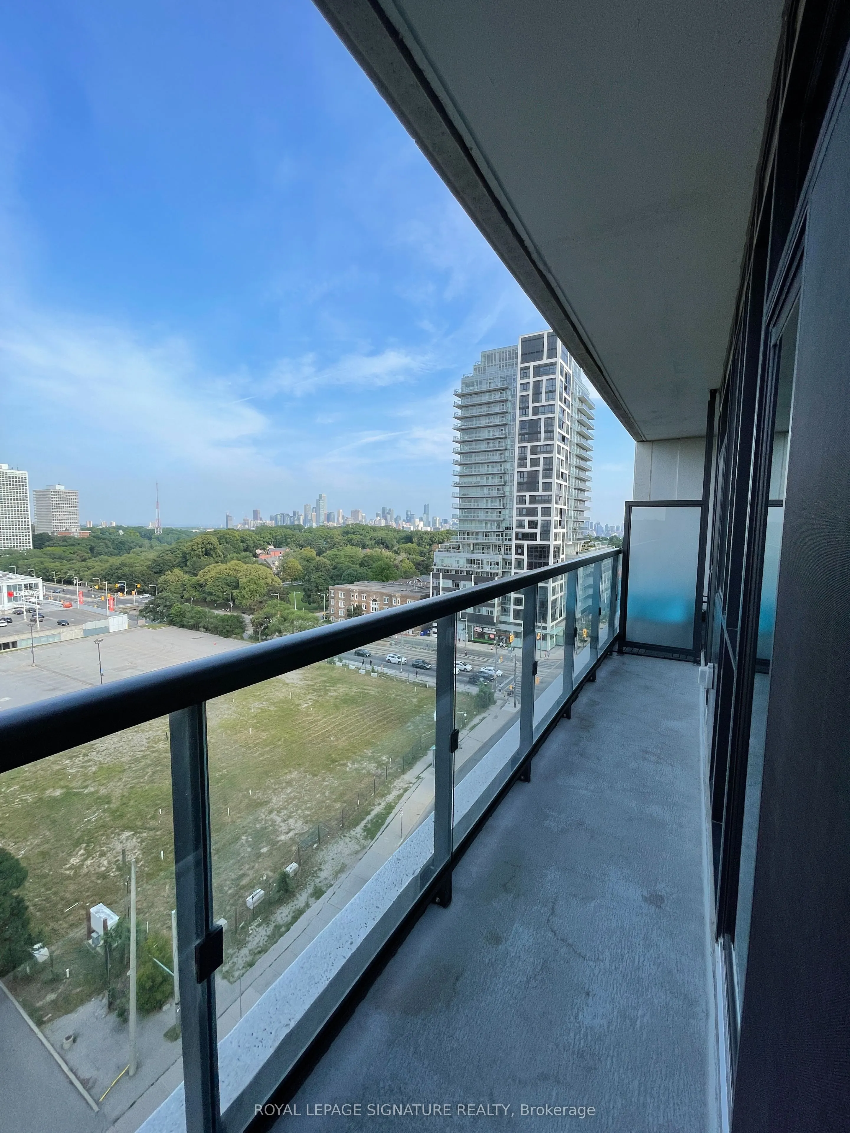 1486 Bathurst Street, #904