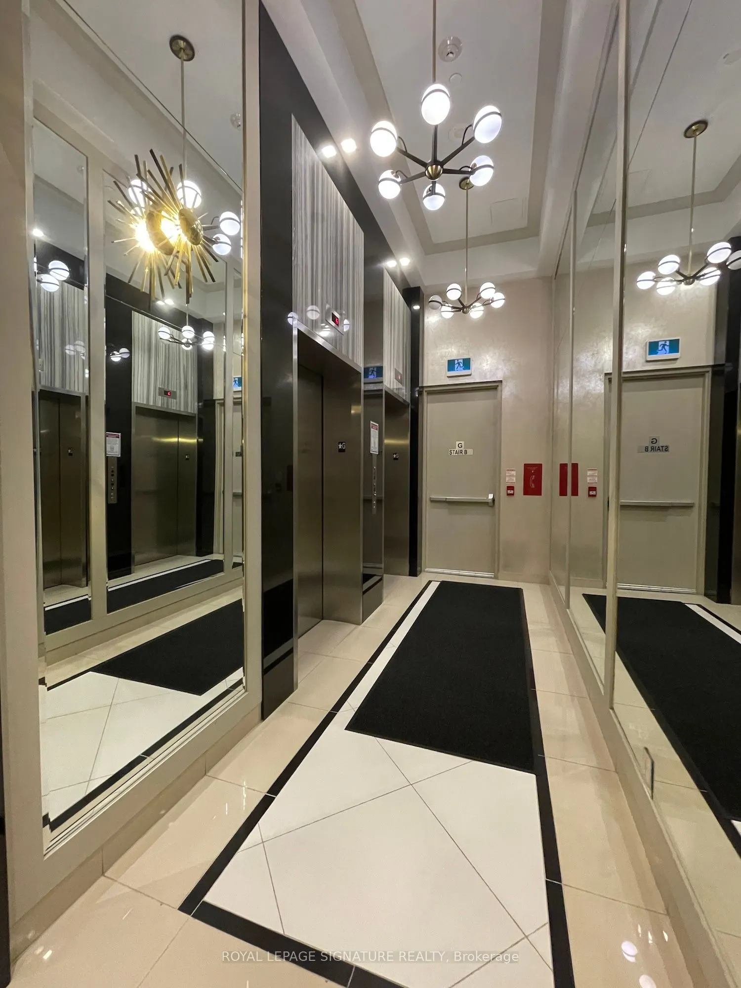1486 Bathurst Street, #904