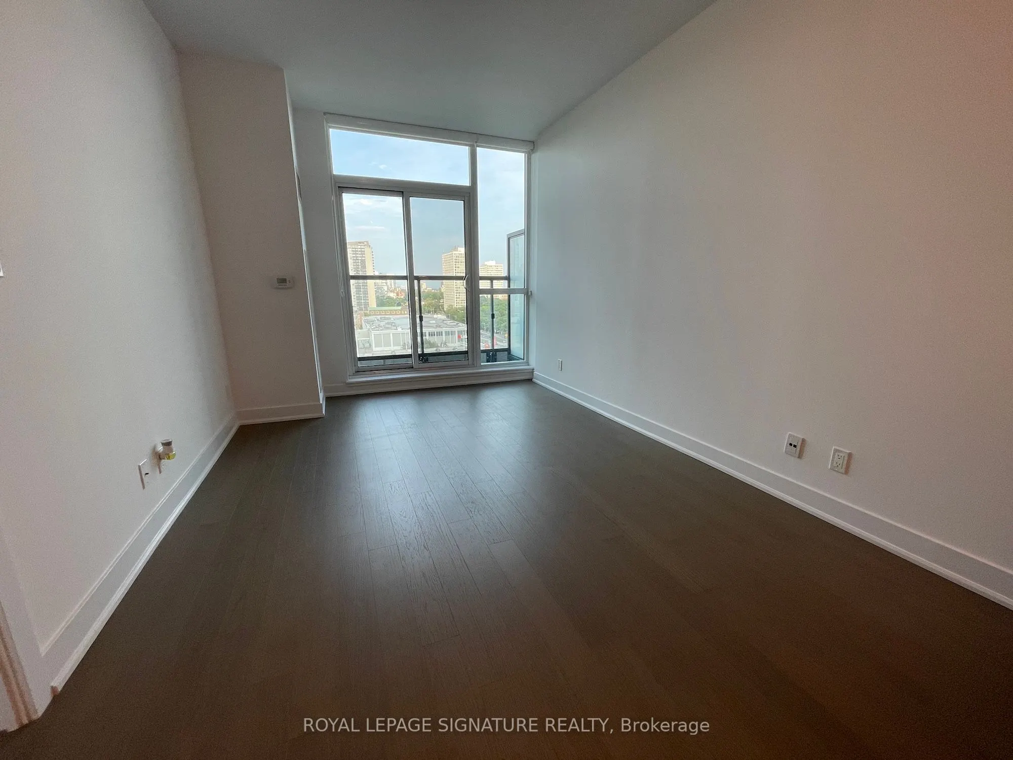 1486 Bathurst Street, #904