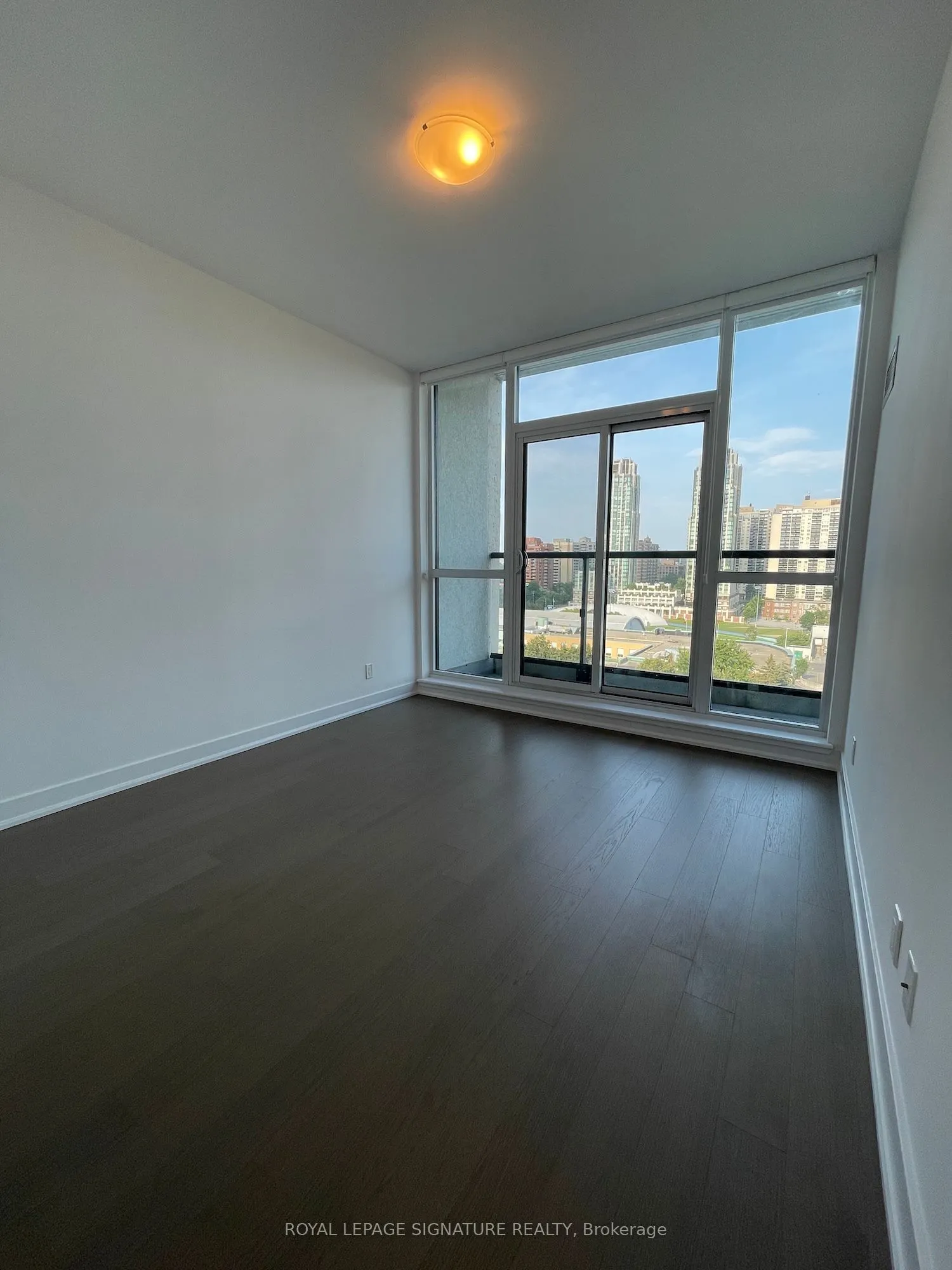 1486 Bathurst Street, #904