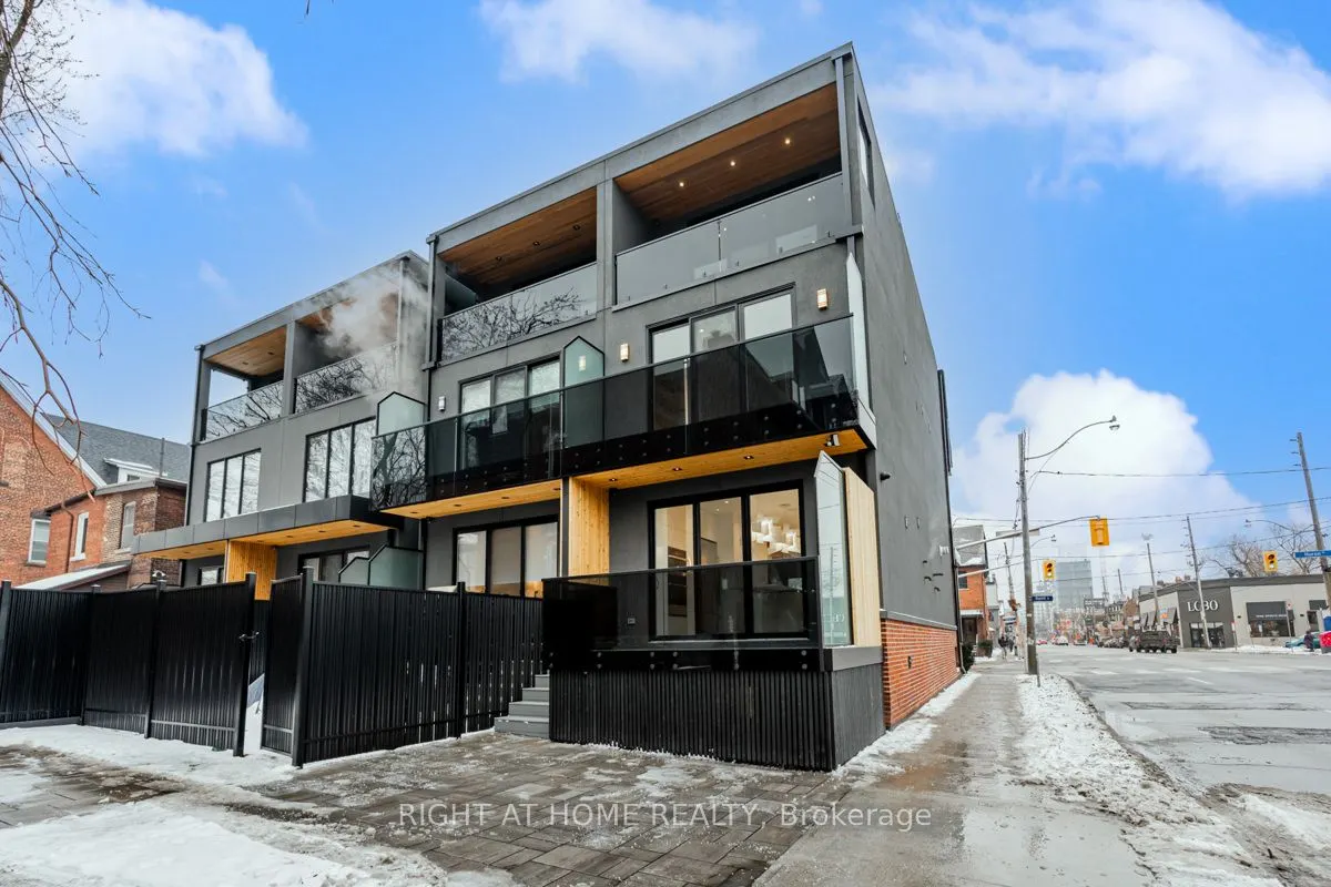 677 Huron Street