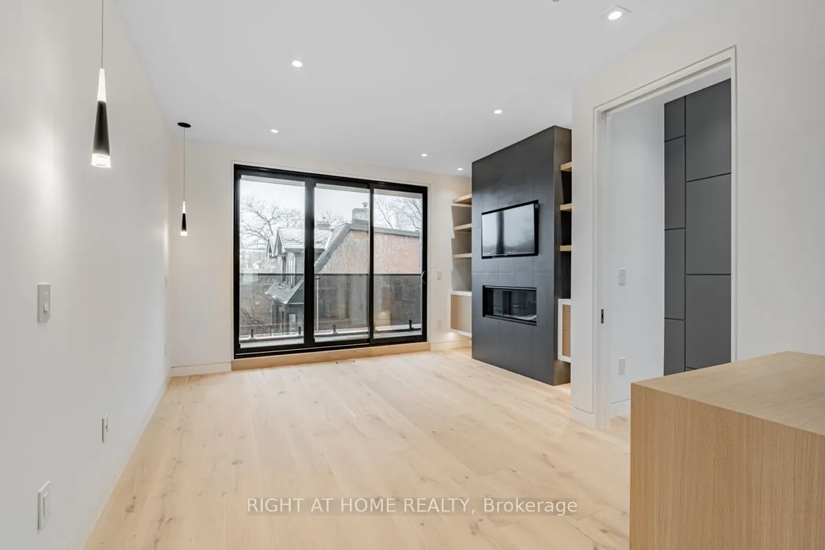 677 Huron Street