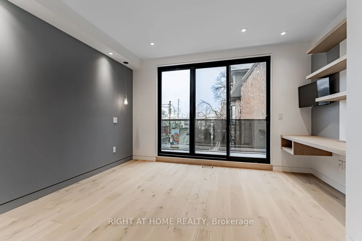 677 Huron Street