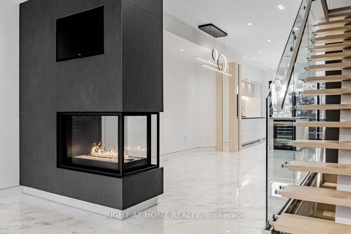 677 Huron Street
