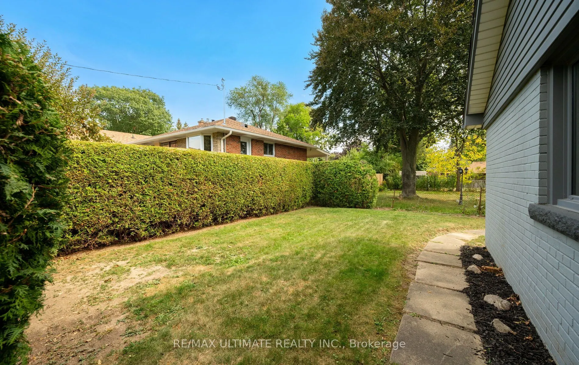 17 Fleetwell Court