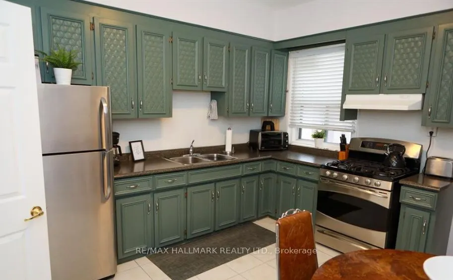 132 Grace Street, #Main