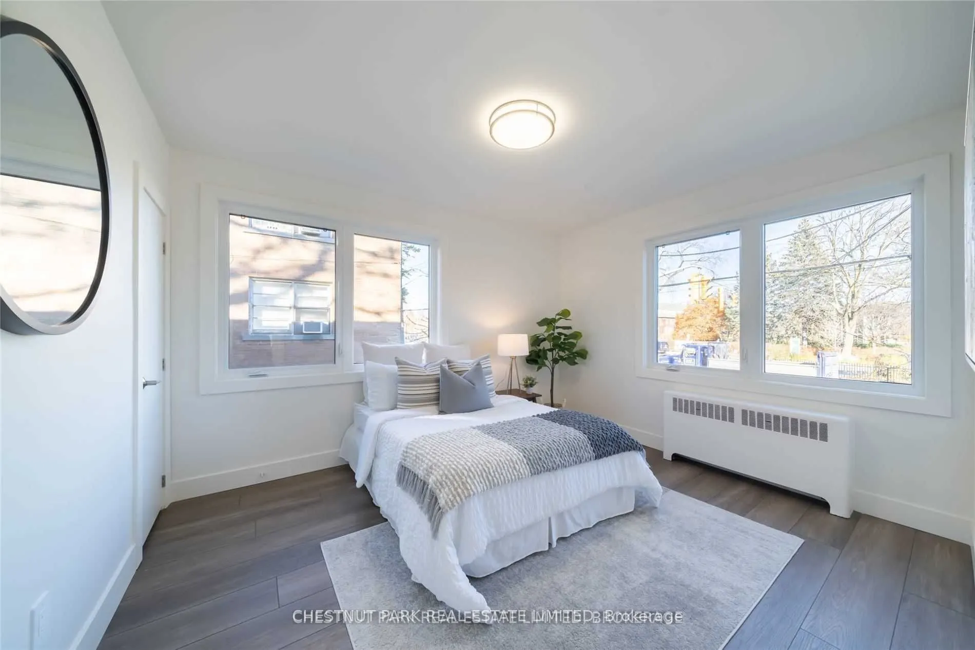 1472 Avenue Road, #4