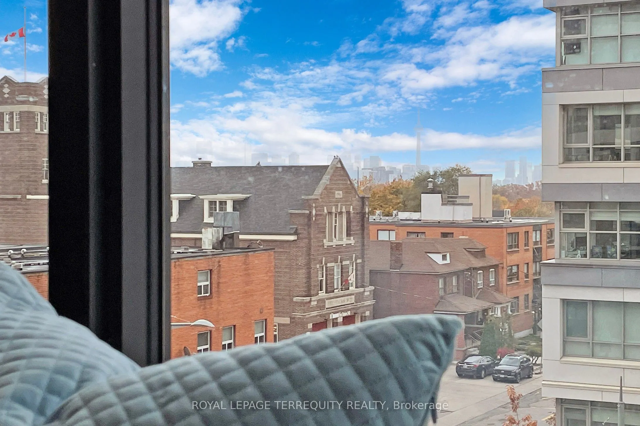 840 St Clair Avenue W, #612