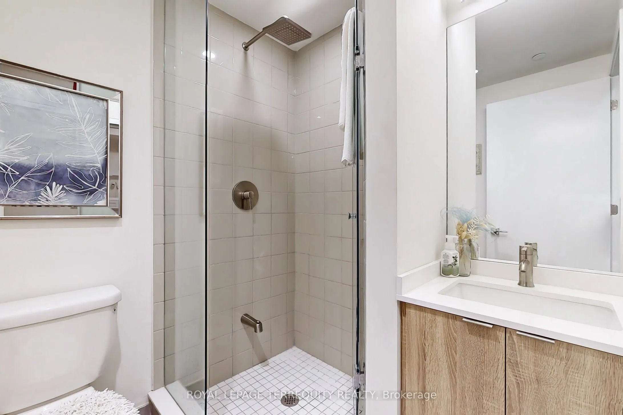 840 St Clair Avenue W, #612