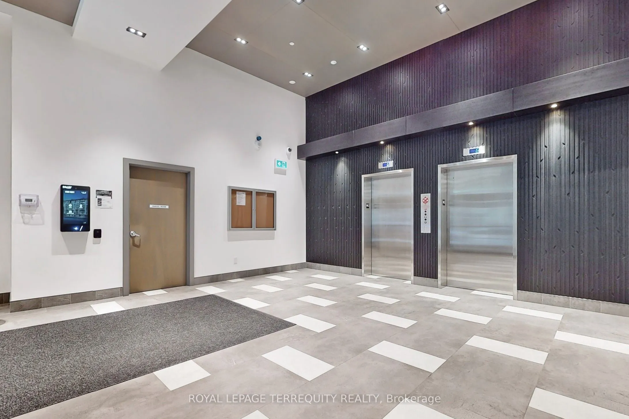 840 St Clair Avenue W, #612