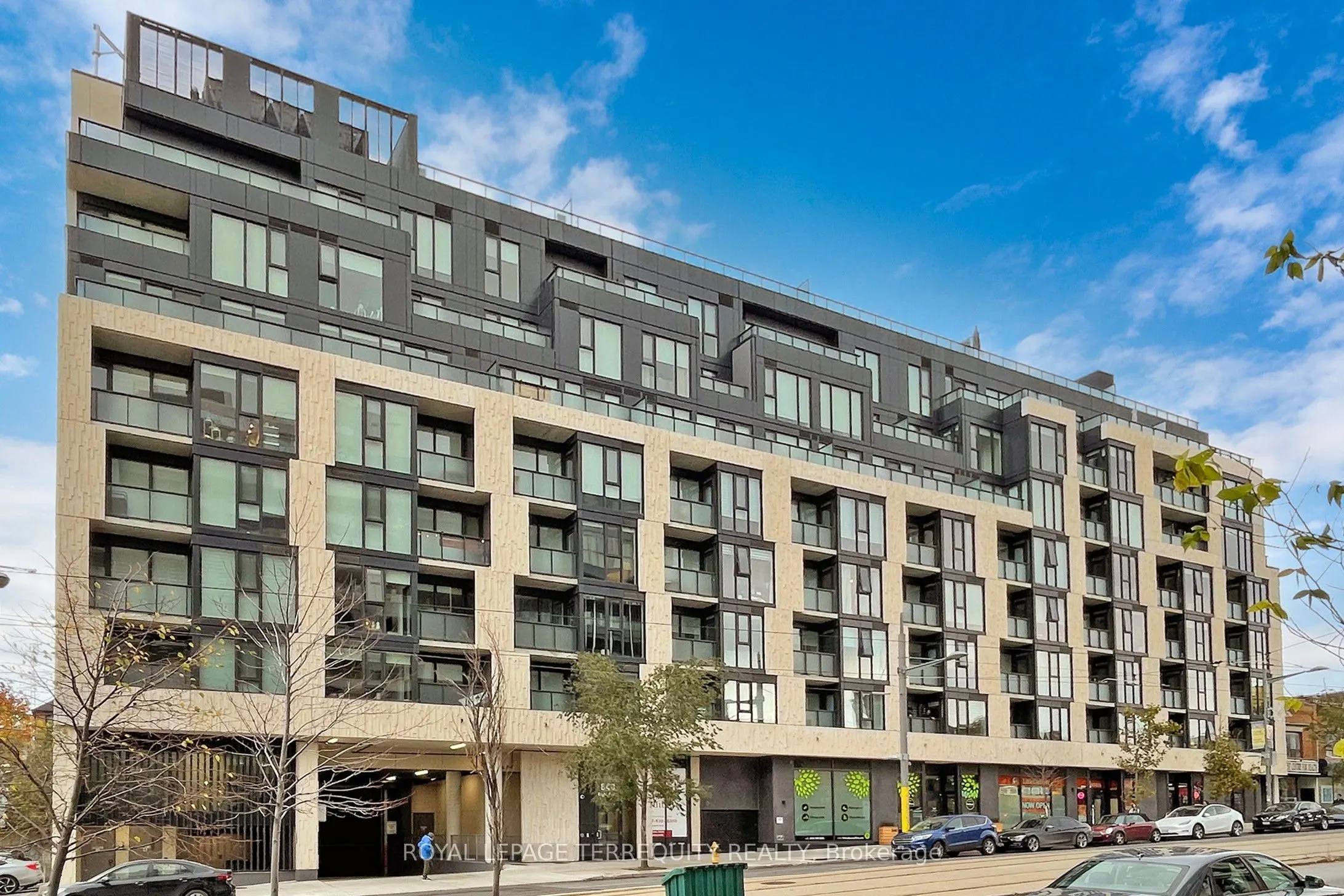 840 St Clair Avenue W, #612