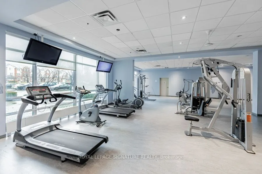 215 Queen Street W, #1805