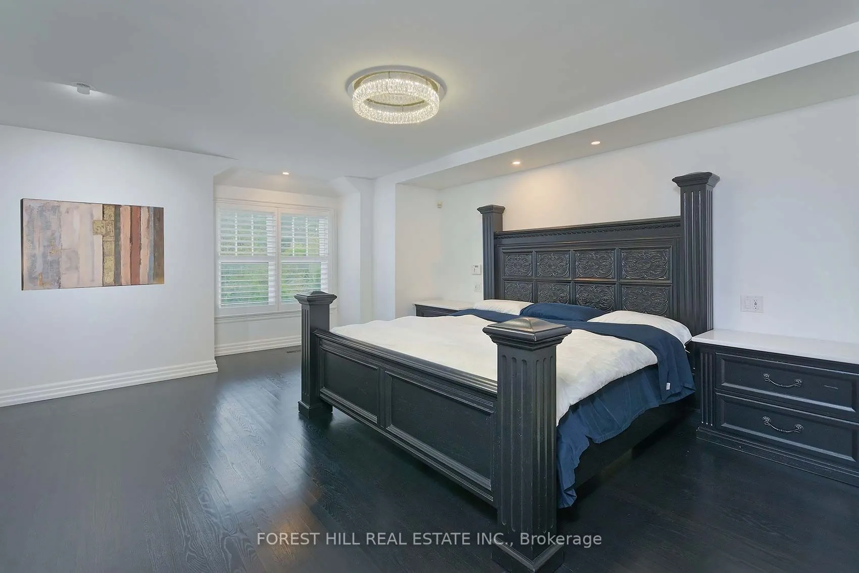 16 Forest Ridge Drive
