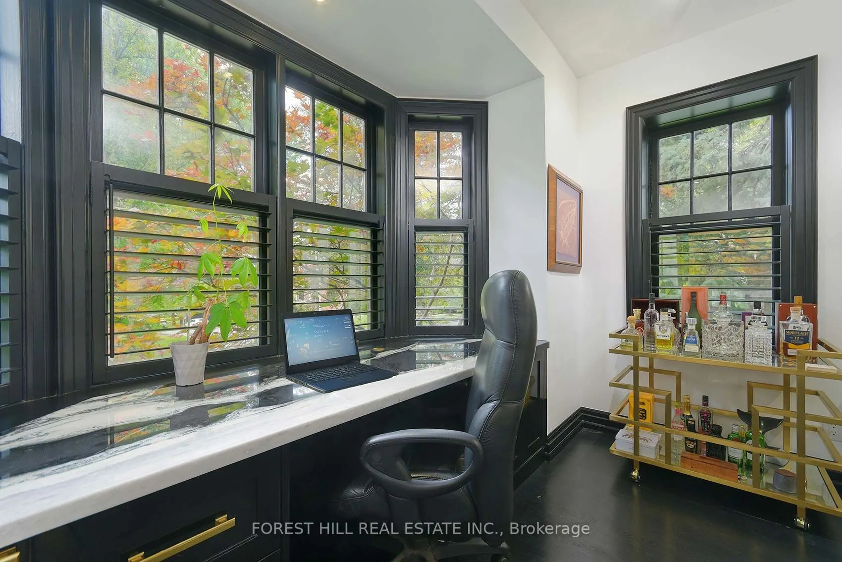 16 Forest Ridge Drive