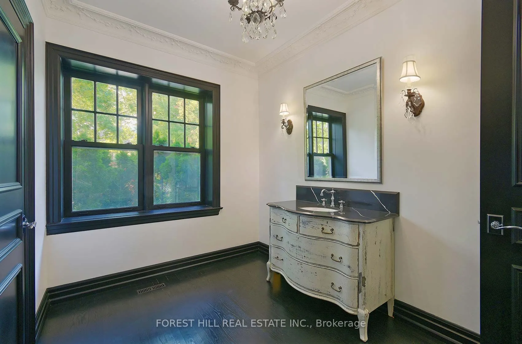 16 Forest Ridge Drive