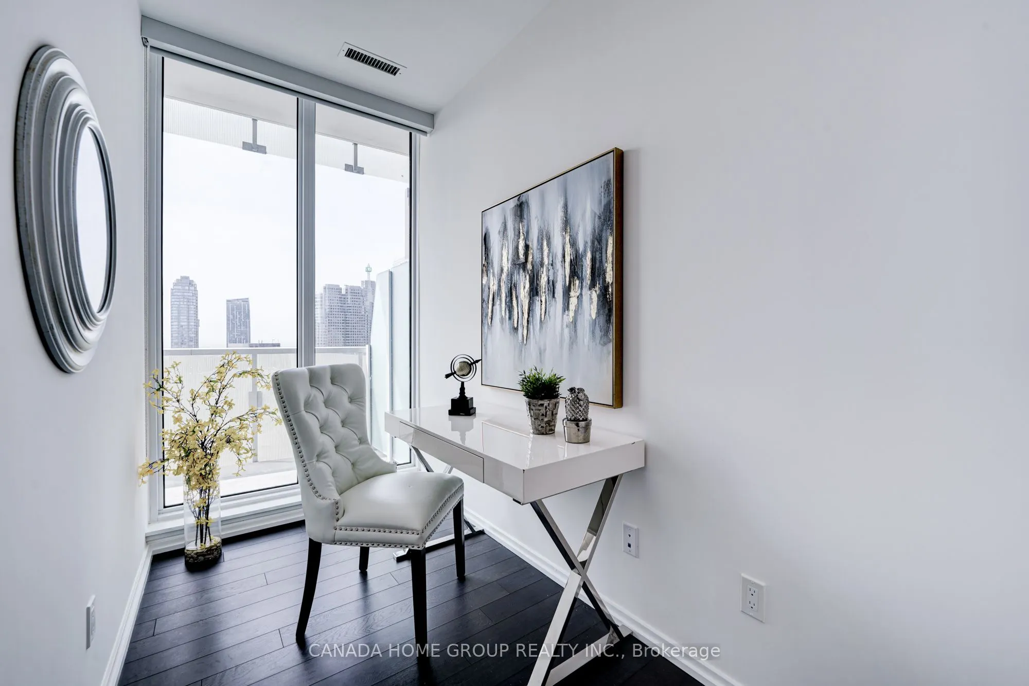 197 Yonge Street, #3605