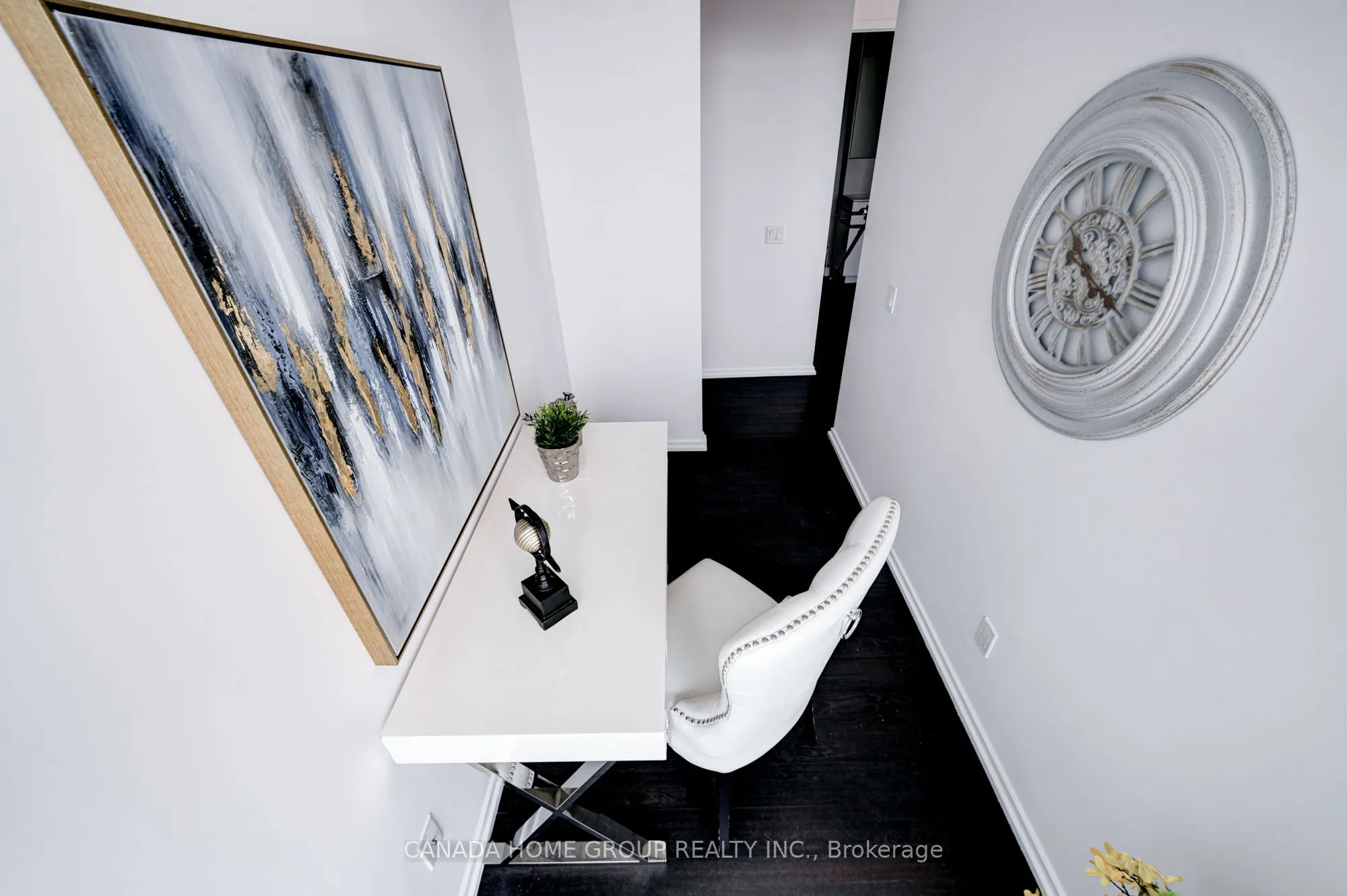 197 Yonge Street, #3605