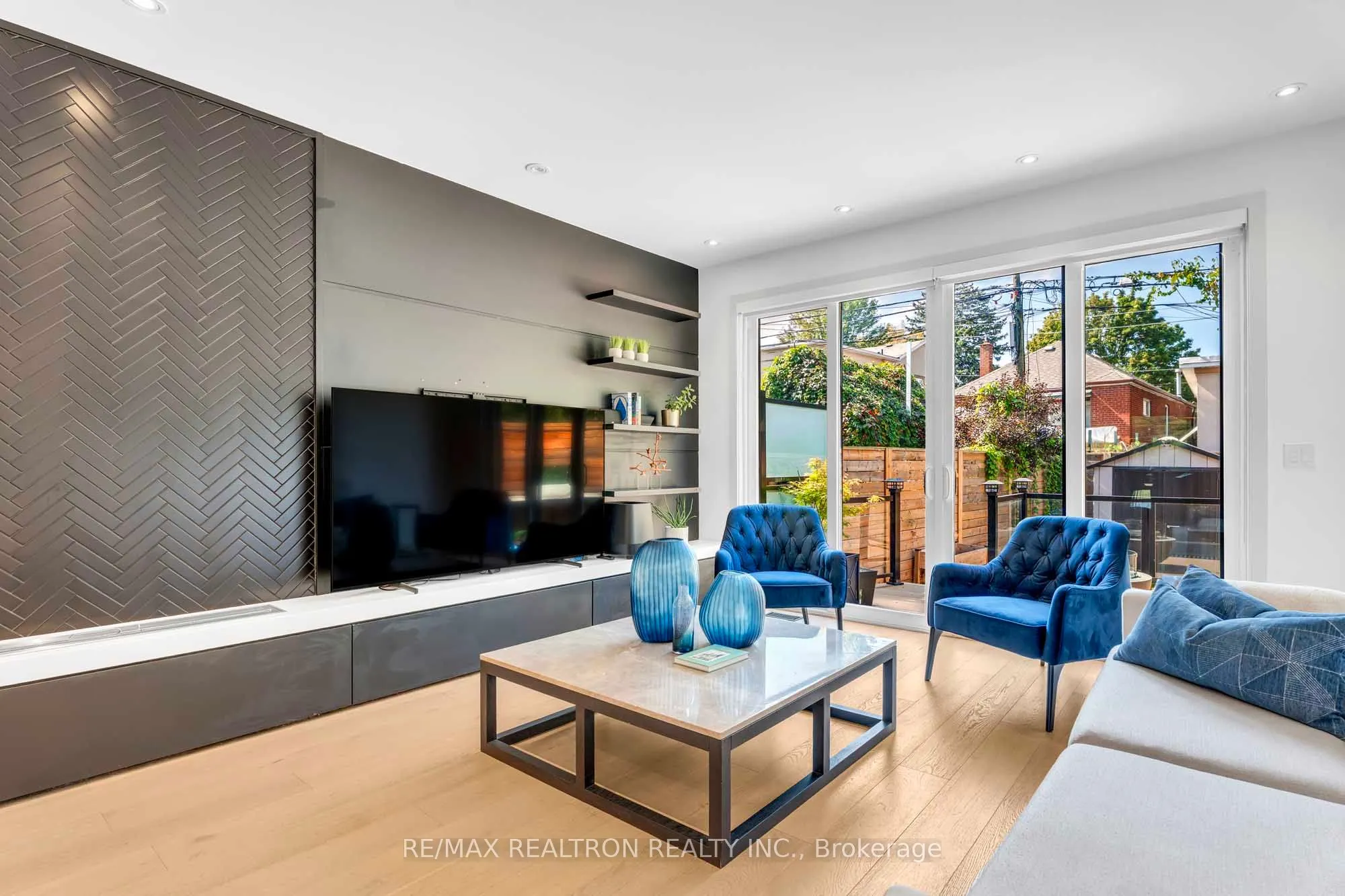 38 Alameda Avenue