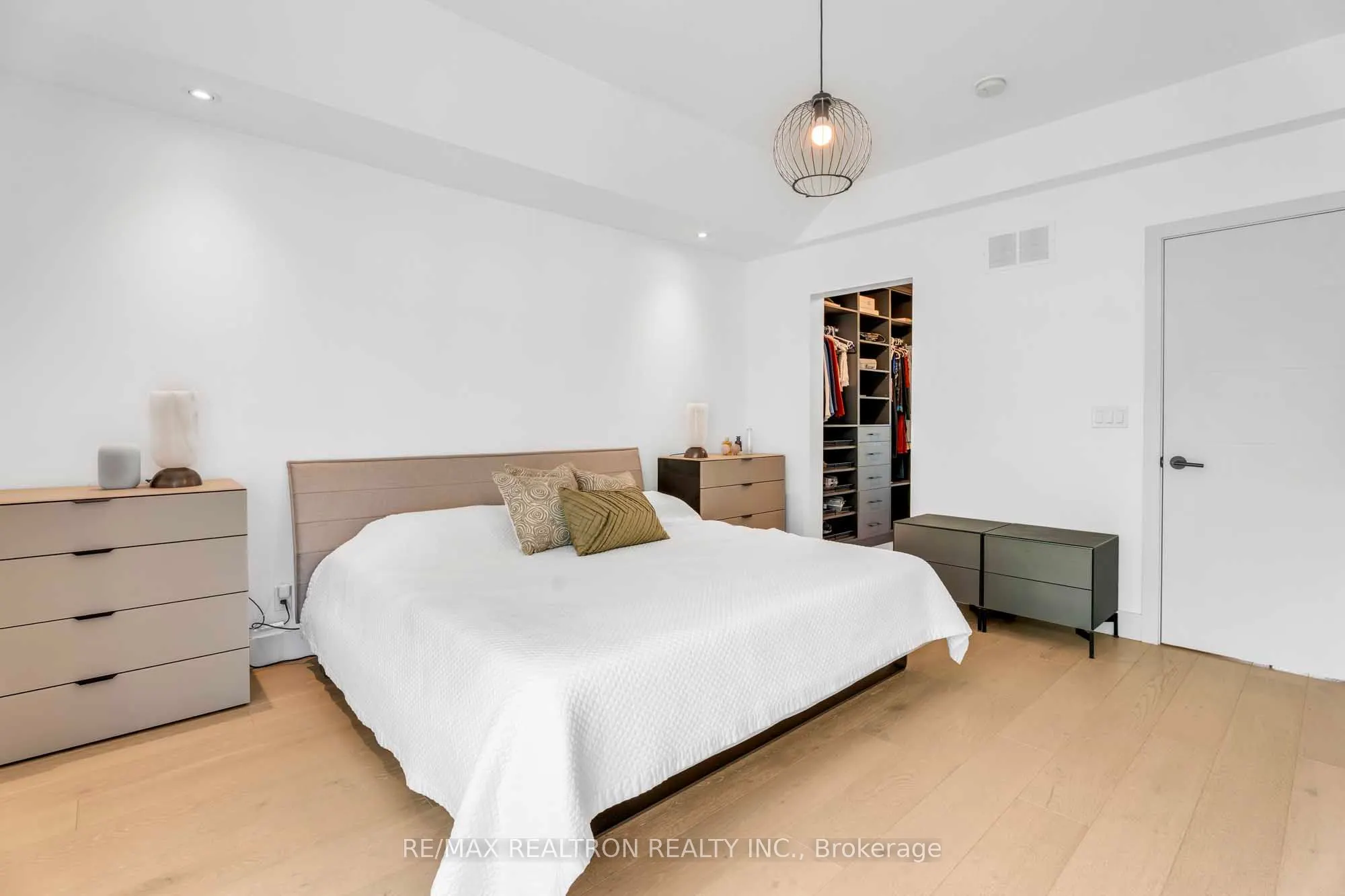 38 Alameda Avenue
