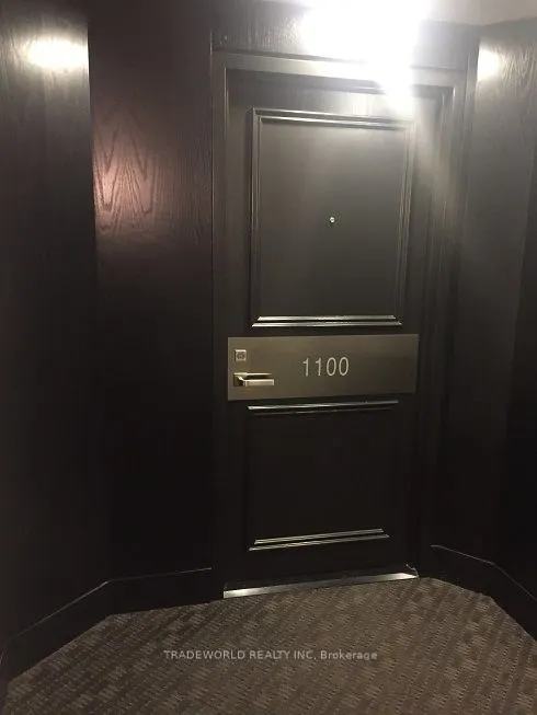 38 Elm Street, #1100