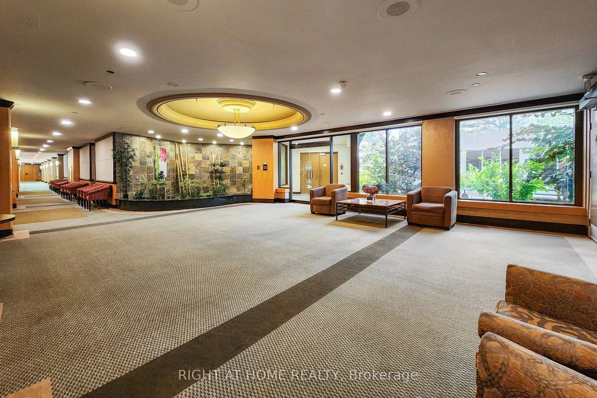 85 Skymark Drive, #PH1